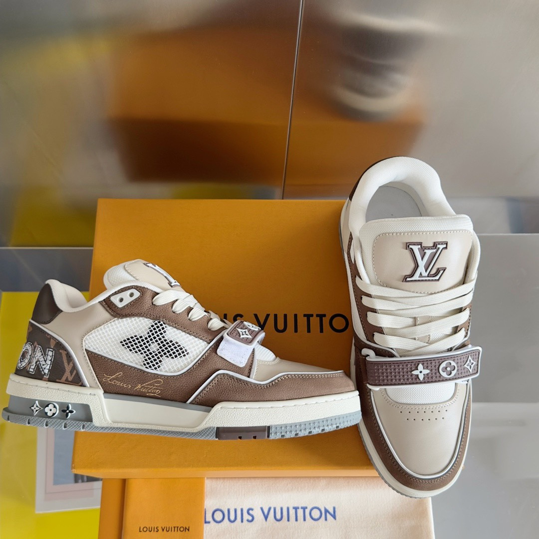 UA LV Trainer Sneaker