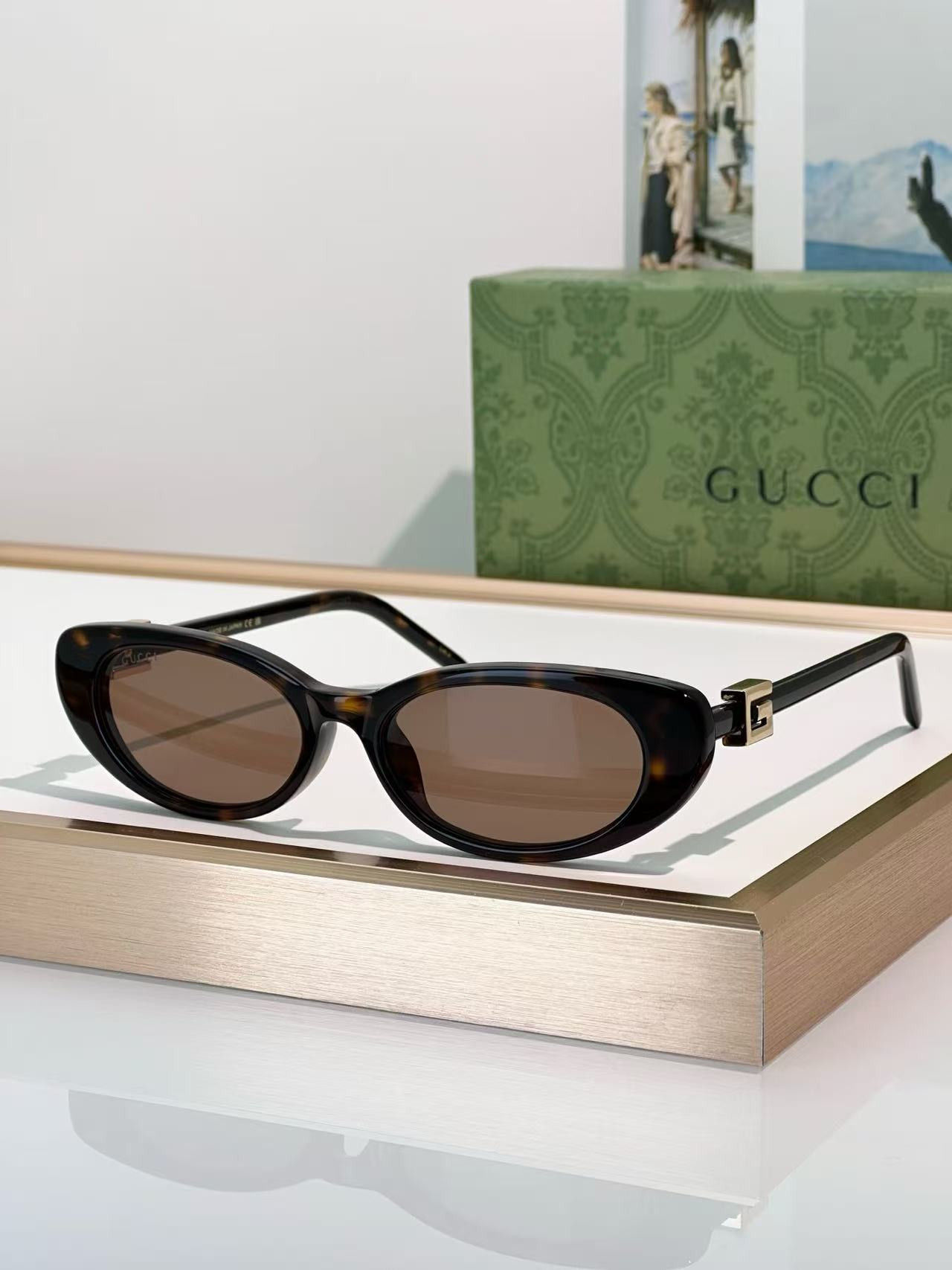 Gucci Glasses GG1680S 52-17-140