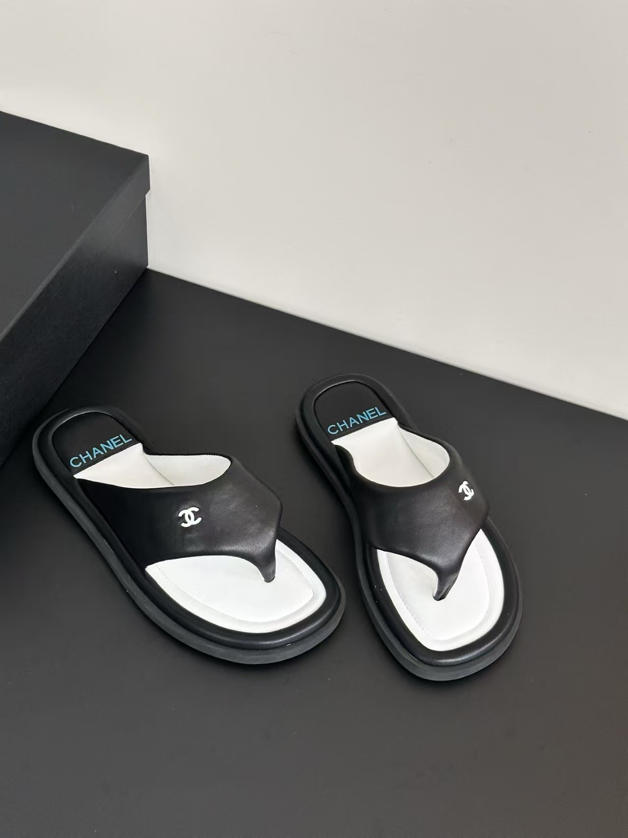 Chanel Slides