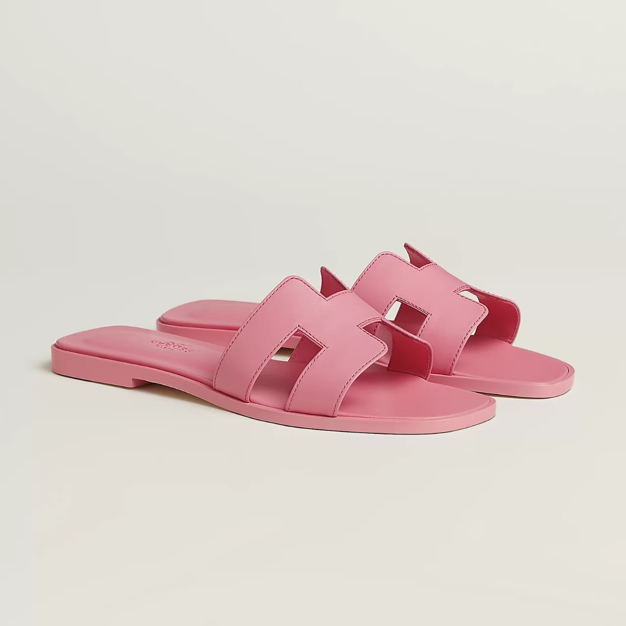 ua H**me5 oran sandal