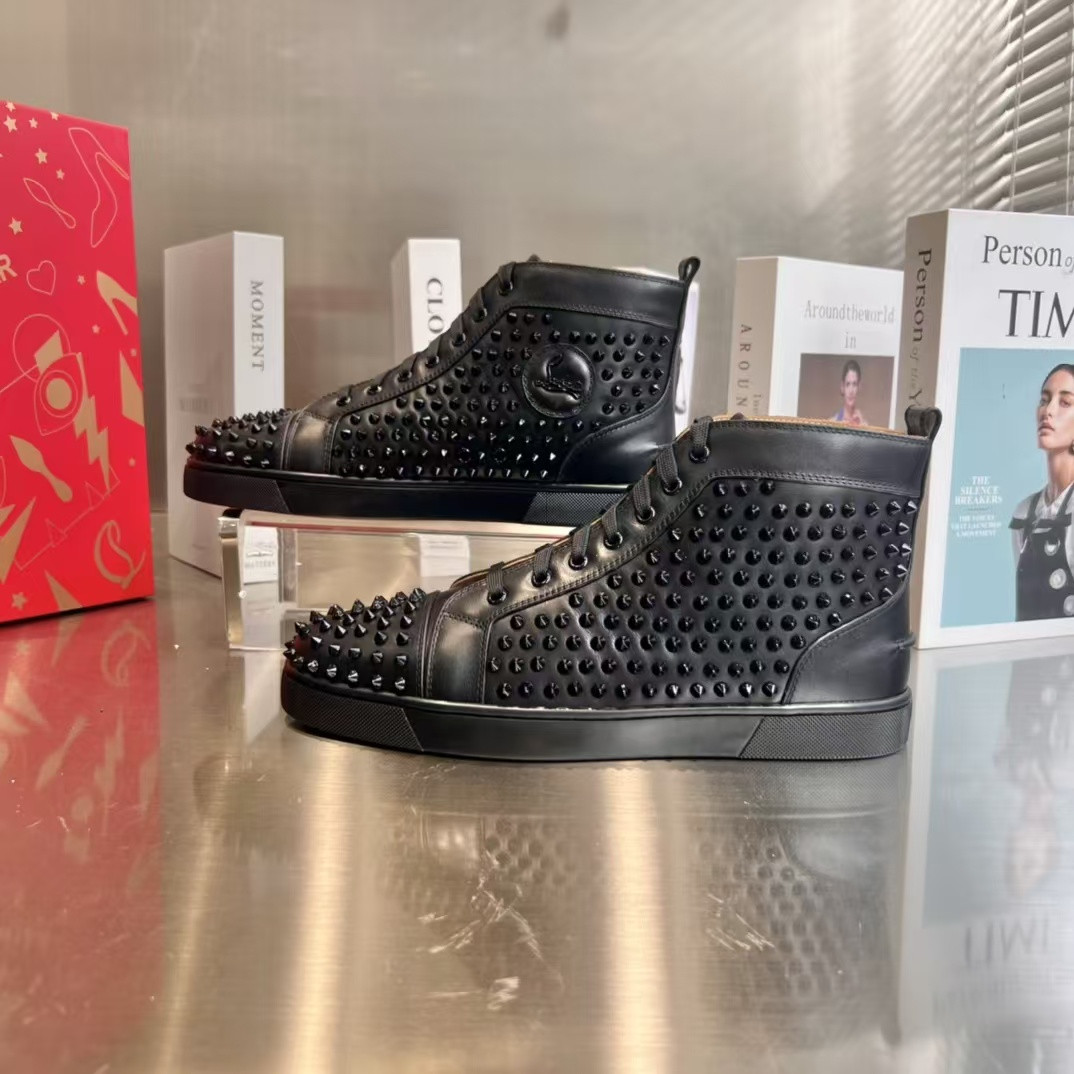 ua Chr1st1an louboutin l0vis strass sneakers