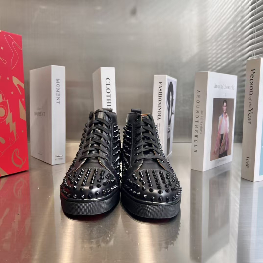 ua Chr1st1an louboutin l0vis strass sneakers