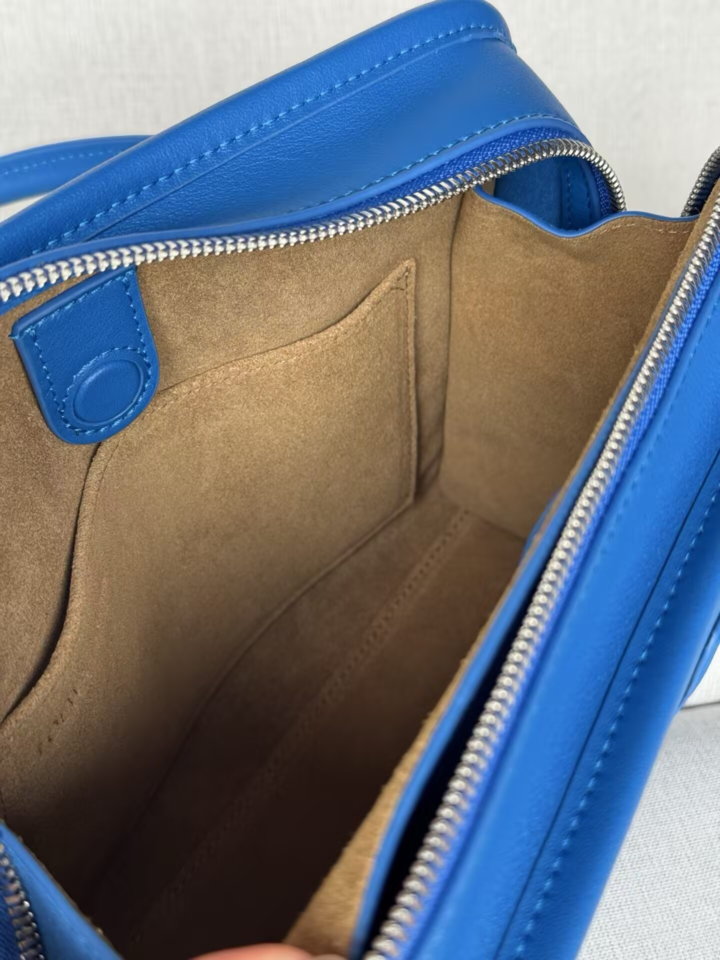 Loewe Small Amazona 180 Bag 24.5x10x18.5cm