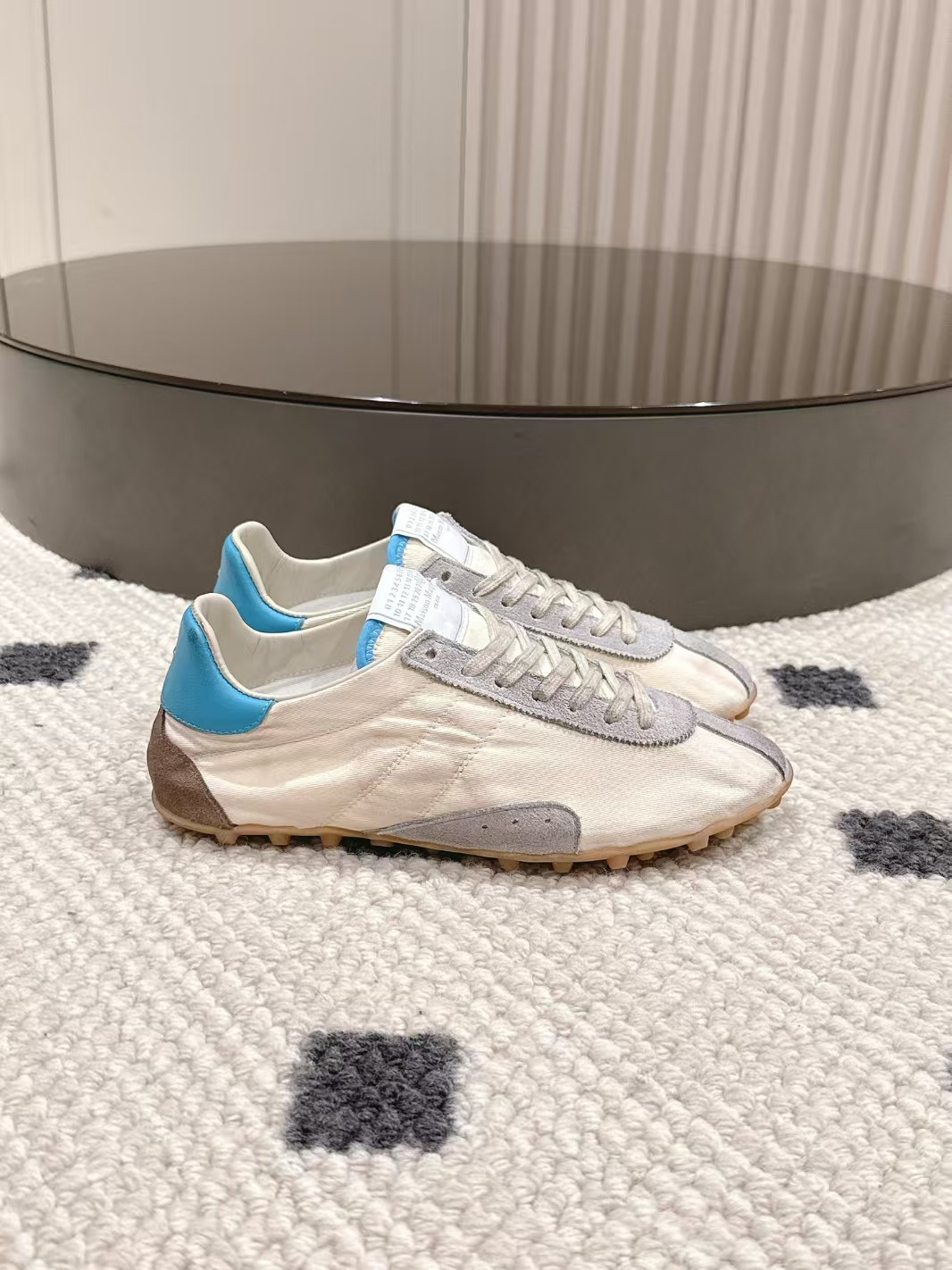 ua ma1s0n Marg*e1a sprinters sneakers