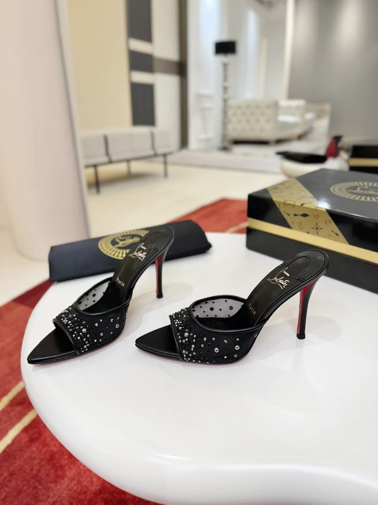 ua Chr1st1an louboutin miss z mule
