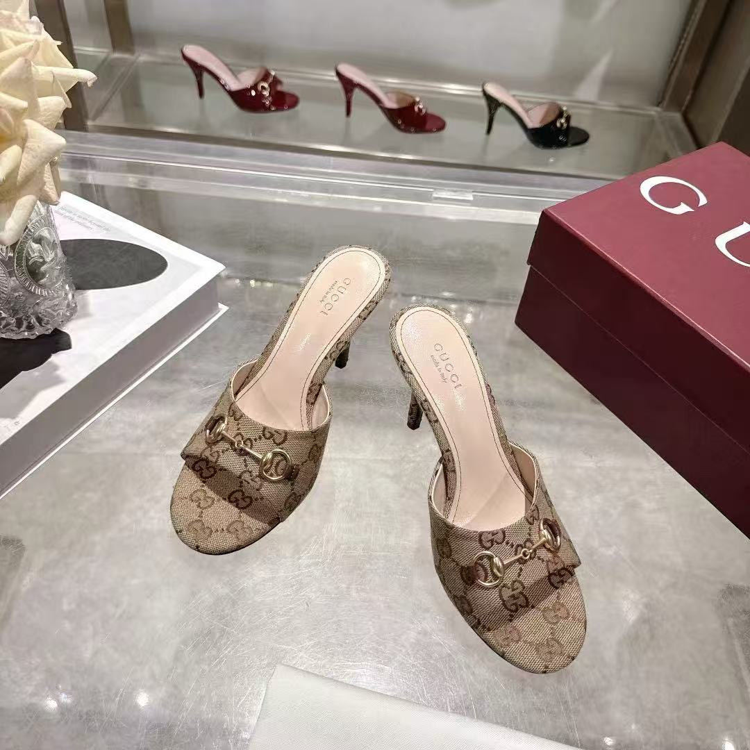 ua Gvc*1 slide sandal with horsebit