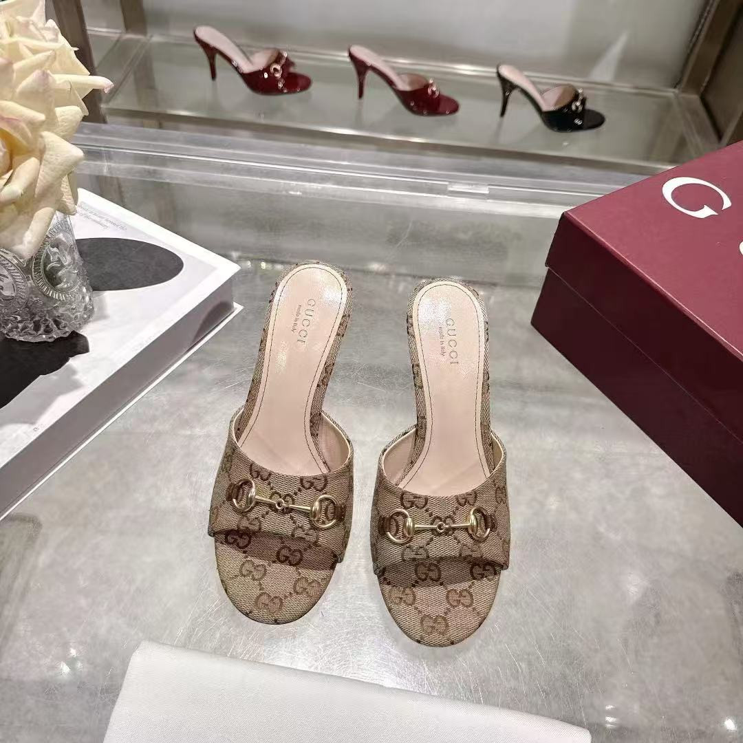 ua Gvc*1 slide sandal with horsebit