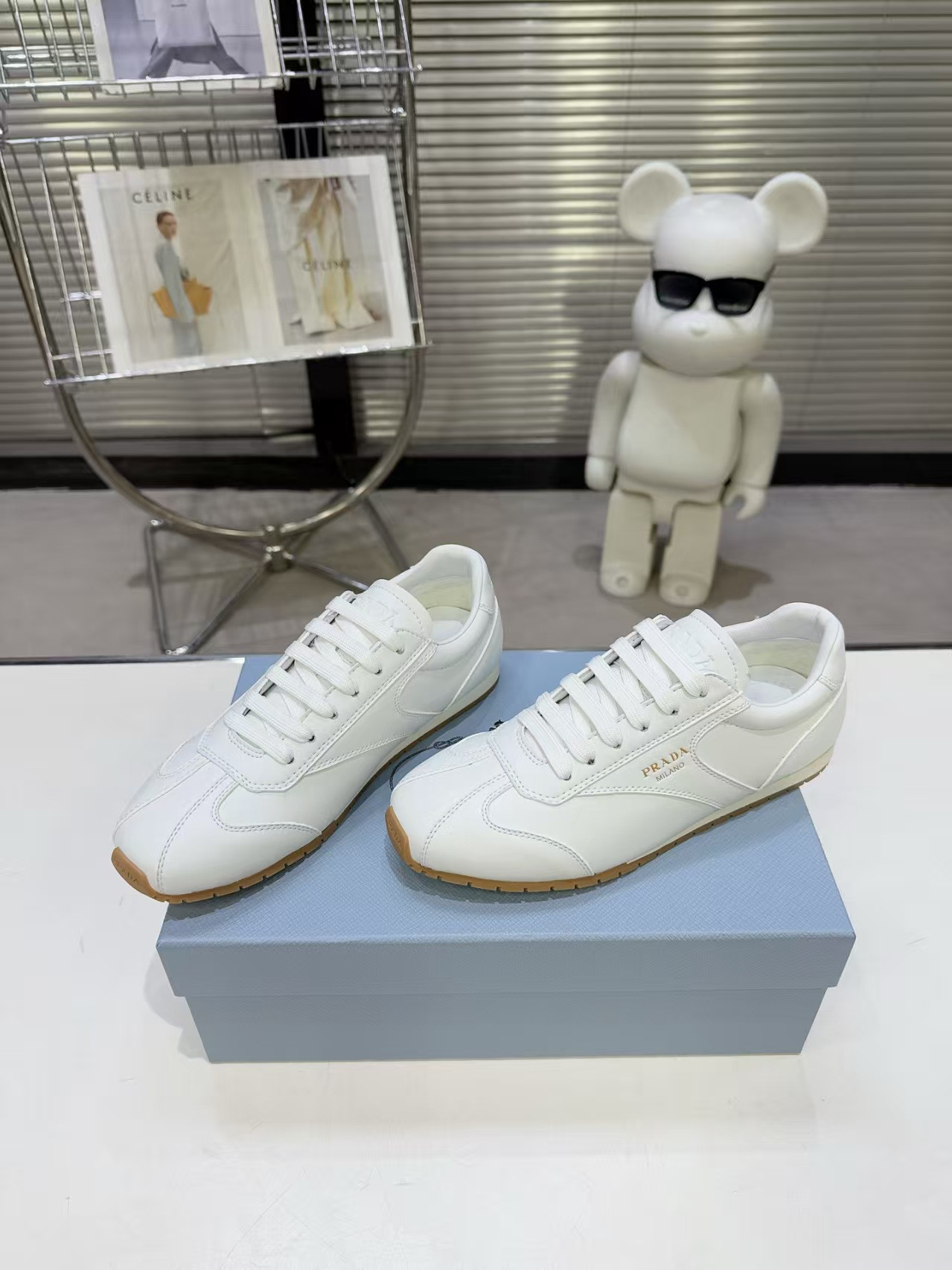 ua Pra*a sneakers