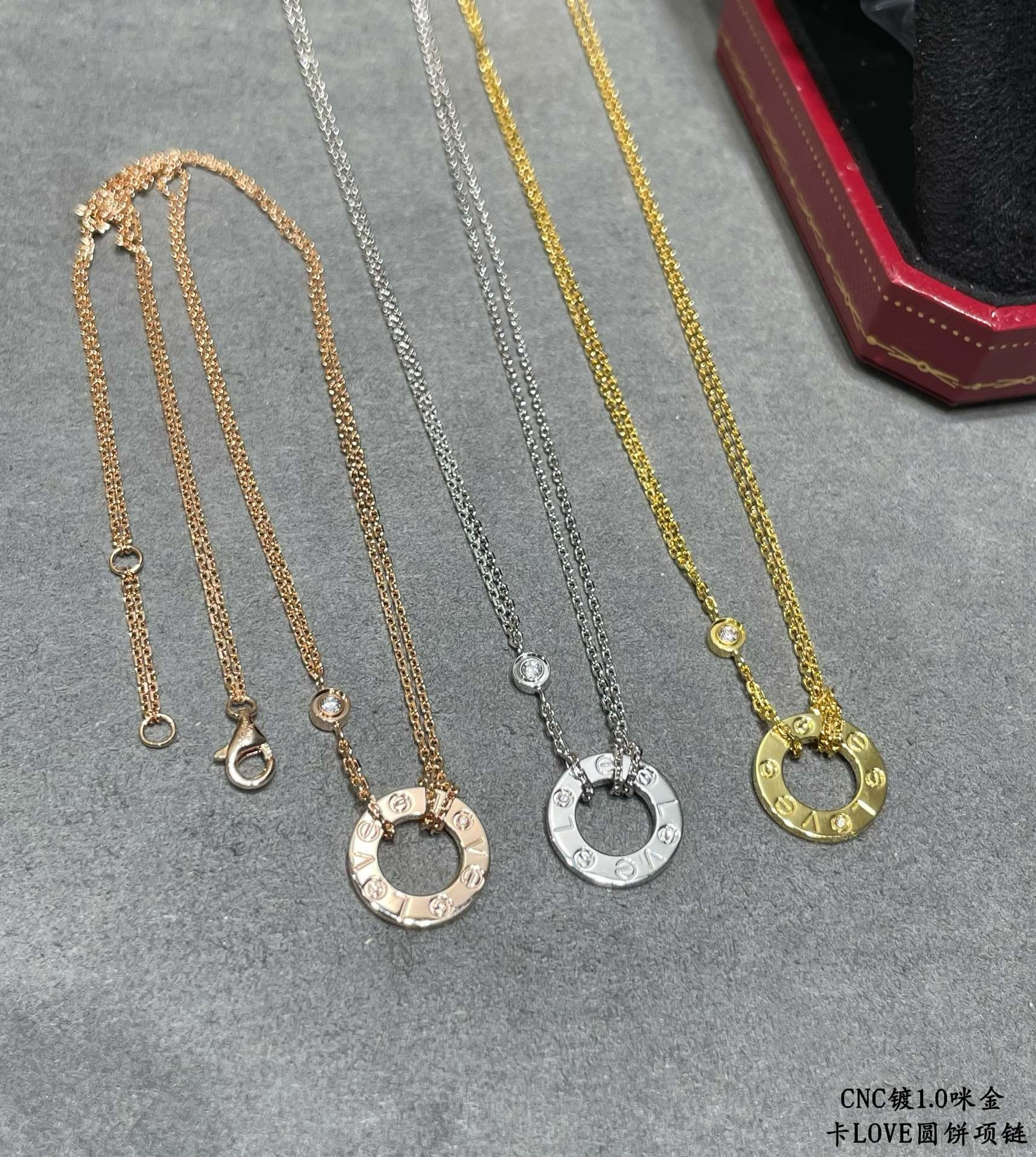 Ca*t1er necklace