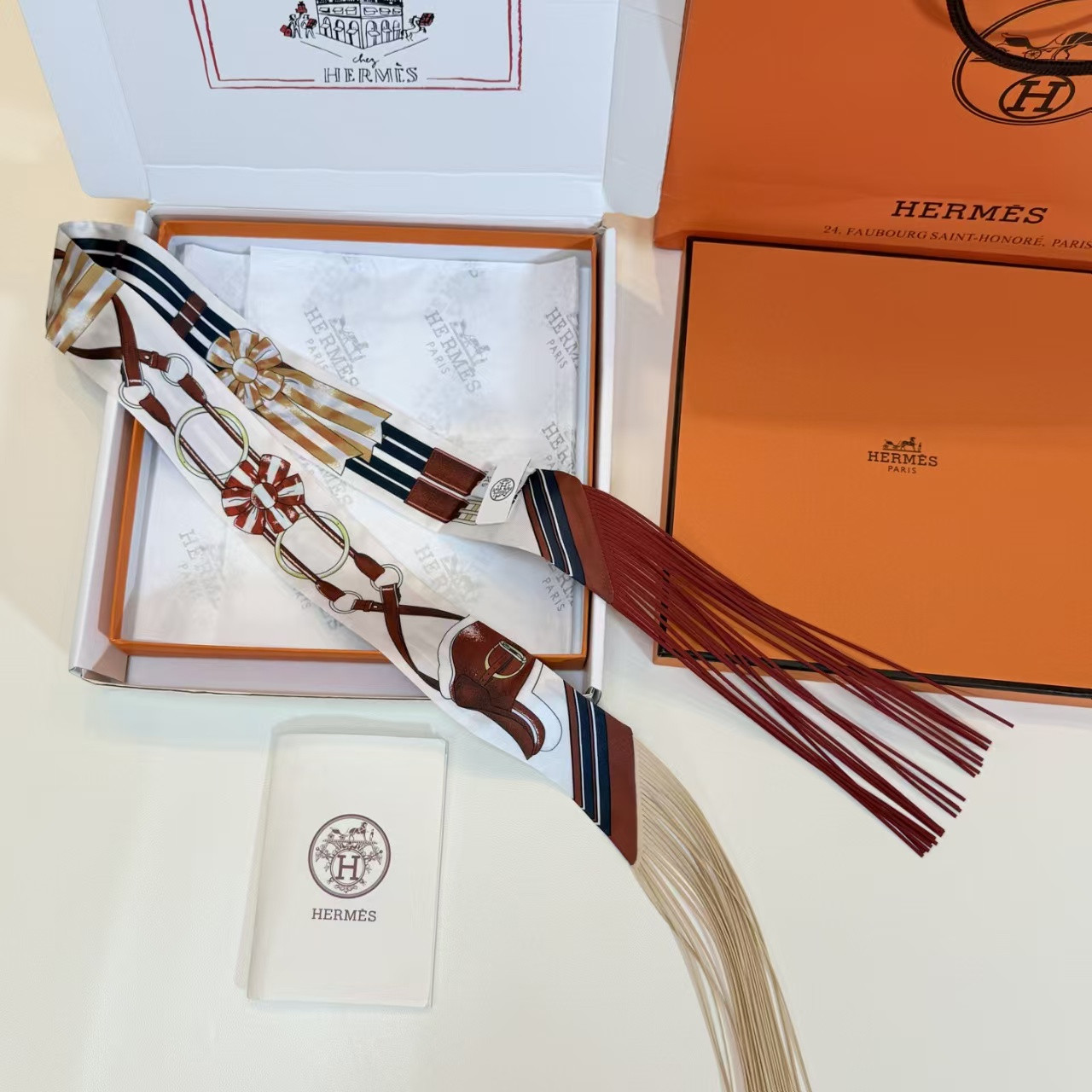 Hermès Jumping leather fringes Twilly