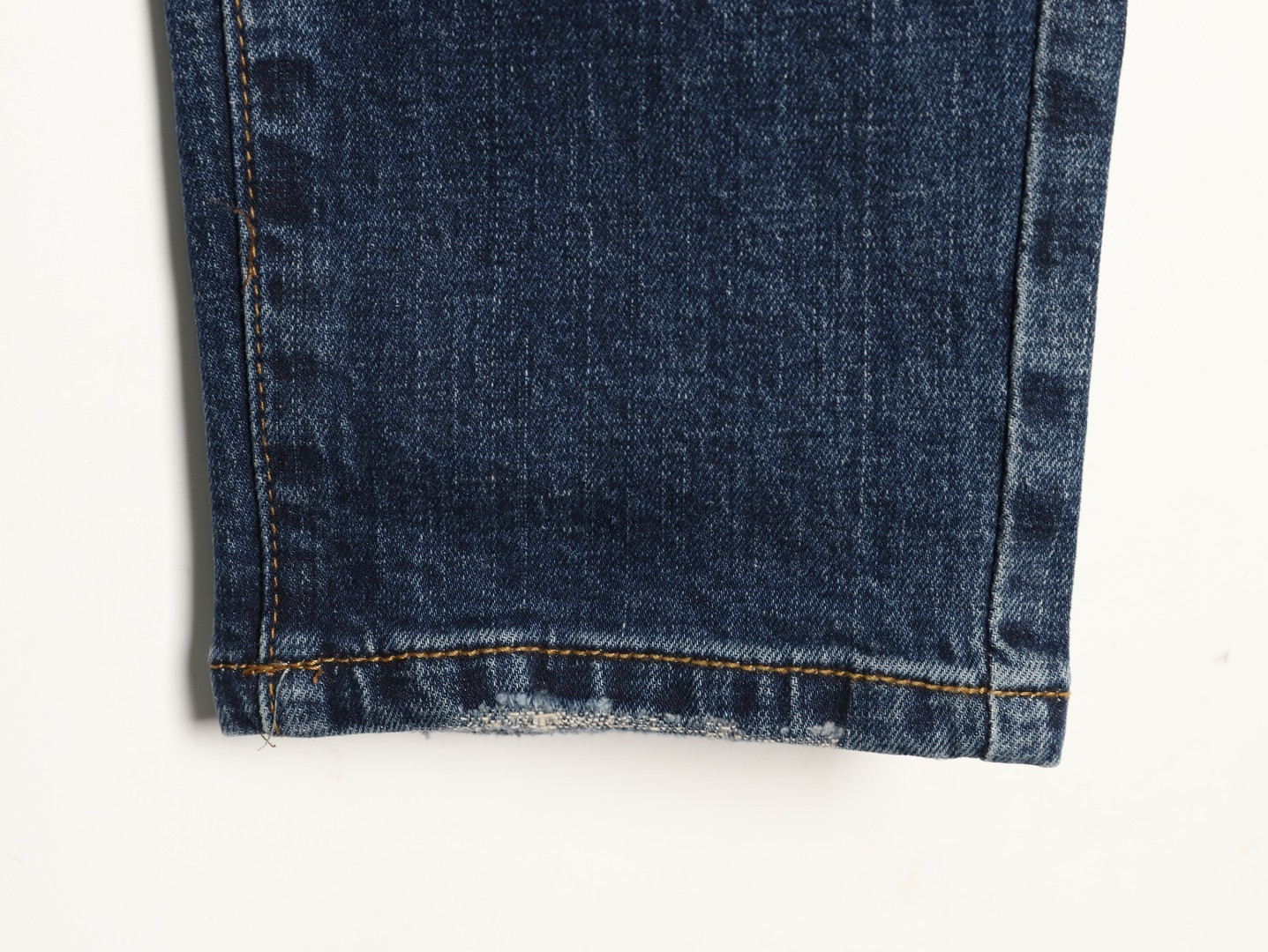 L0vis Vvtt0n Jeans