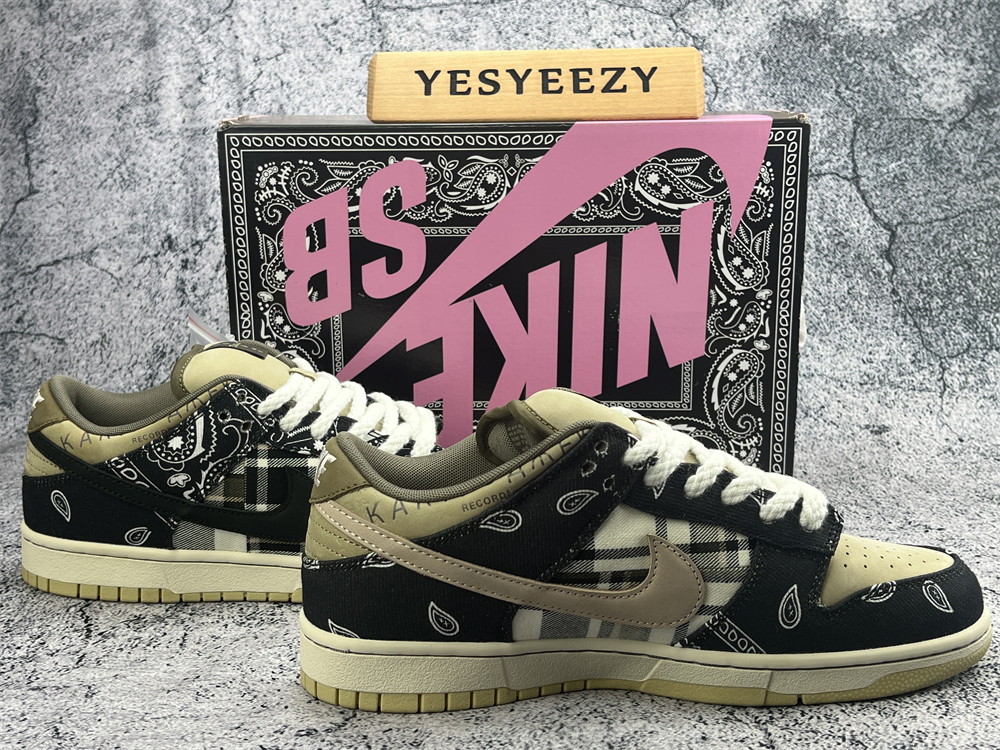 ua travis scott x dunk low preM1vm qs sb 'cactus jack'