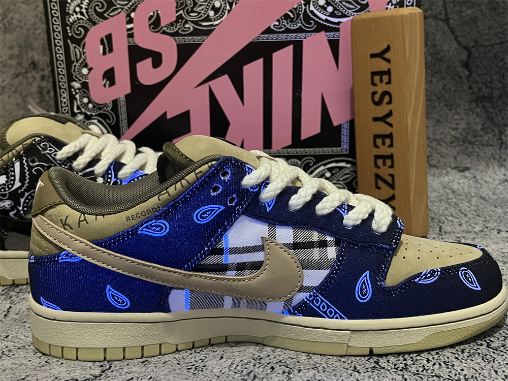 ua travis scott x dunk low preM1vm qs sb