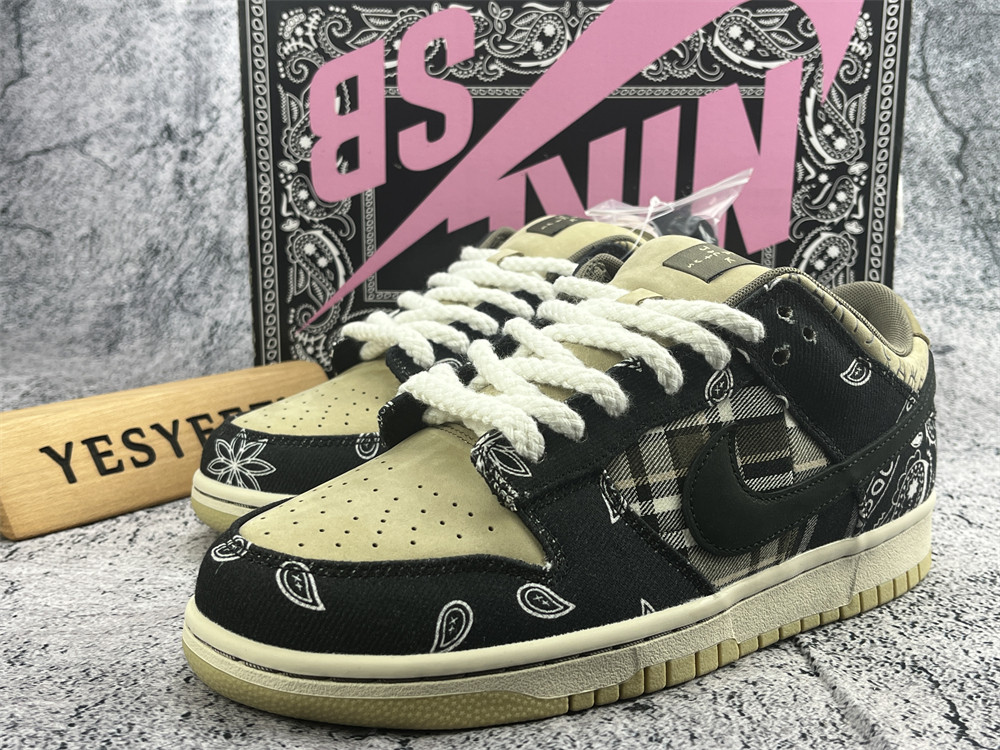 ua travis scott x dunk low preM1vm qs sb