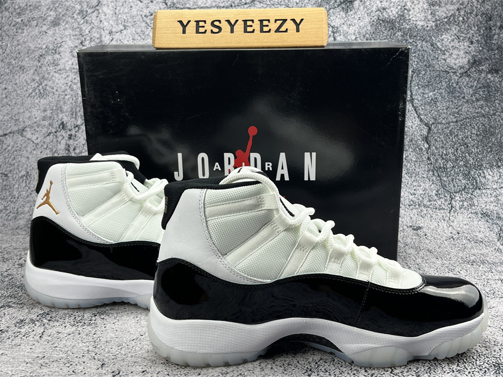 UA AIR JORDAN 11 RETRO