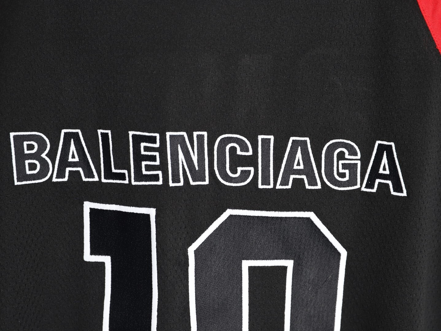 Ba1en*iaga short-sleeved t-shirt