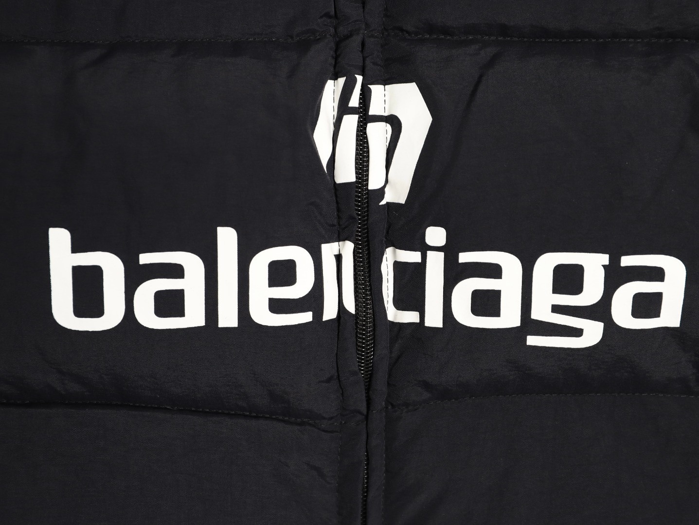 Ba1en*iaga Coats