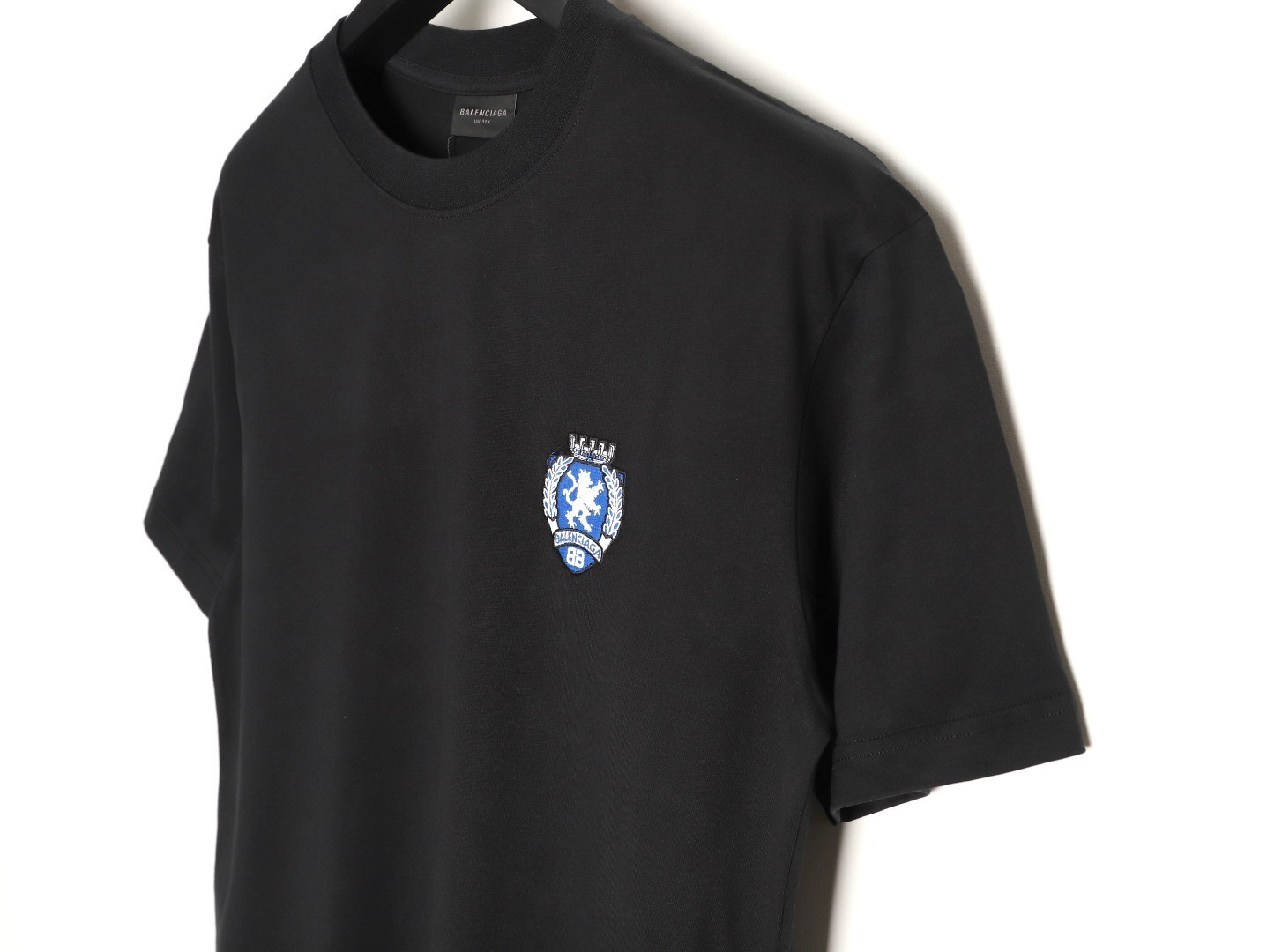 Ba1en*iaga short-sleeved t-shirt