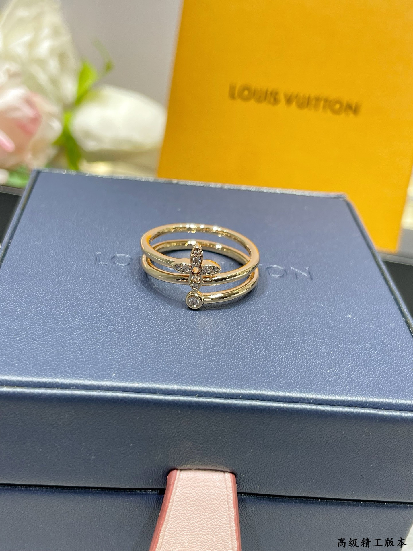 l0vis Vvtt0n ring