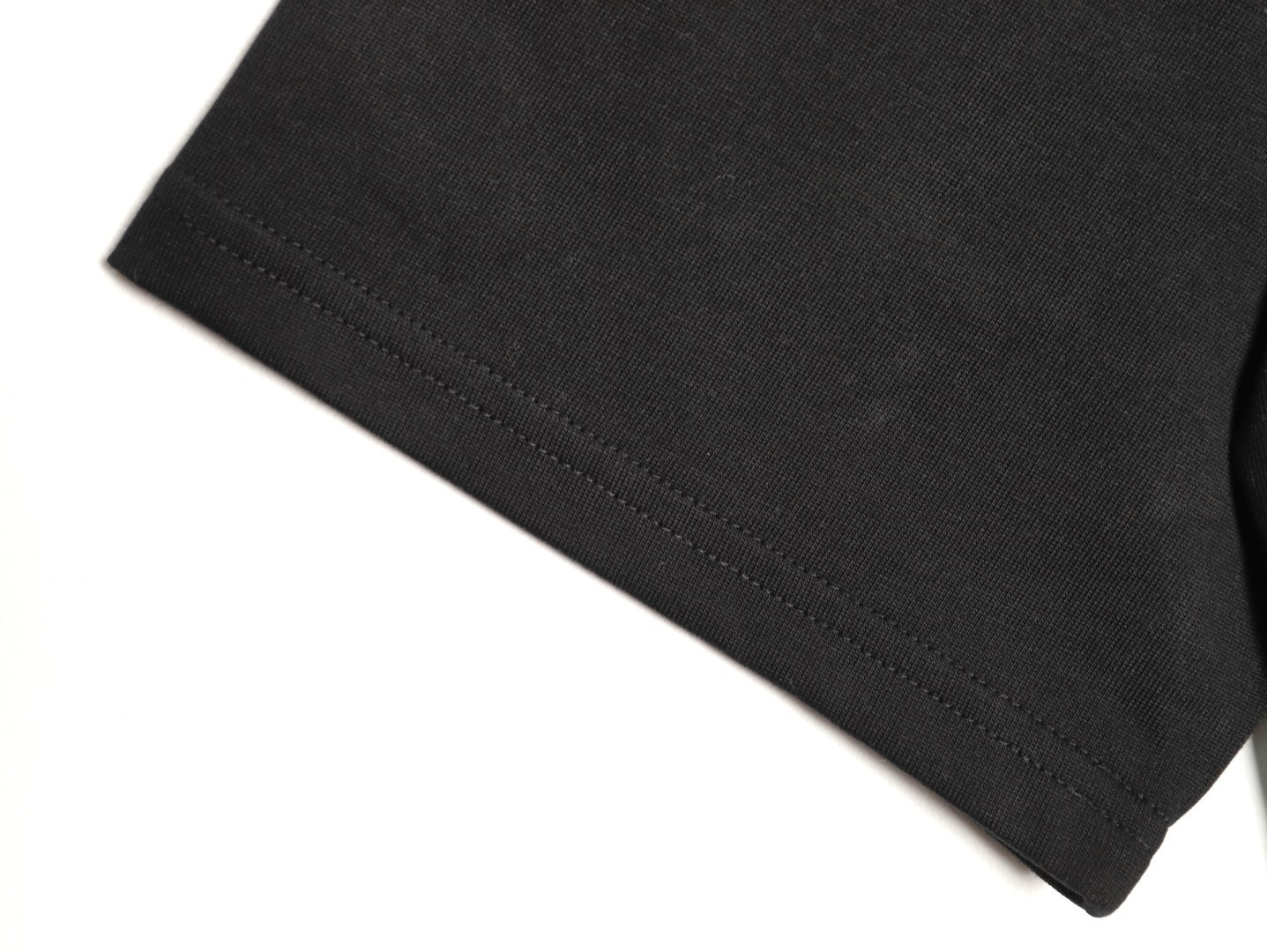 L0ew* short-sleeved t-shirt