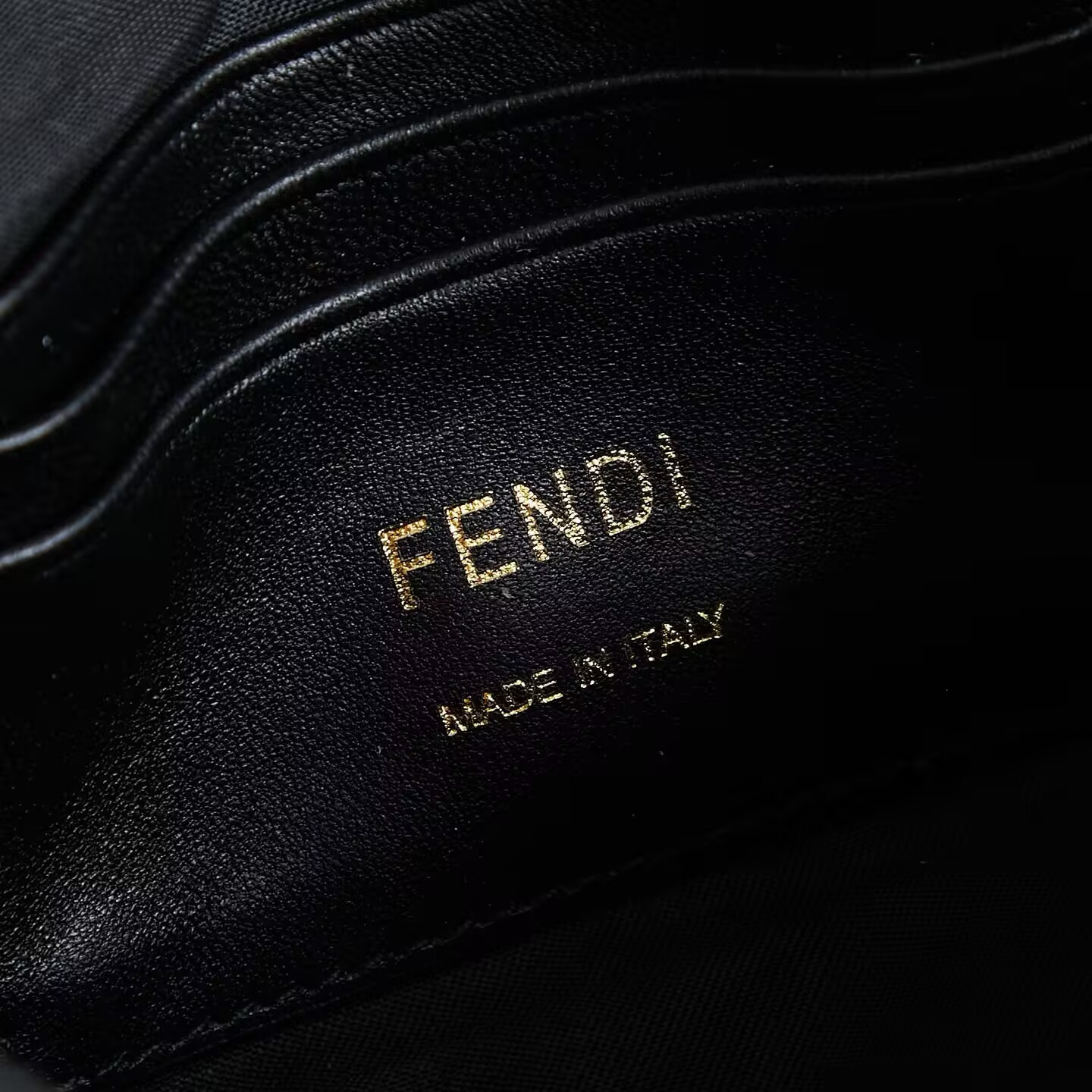 Fendi Baguette Mini Bag 19x4x10cm
