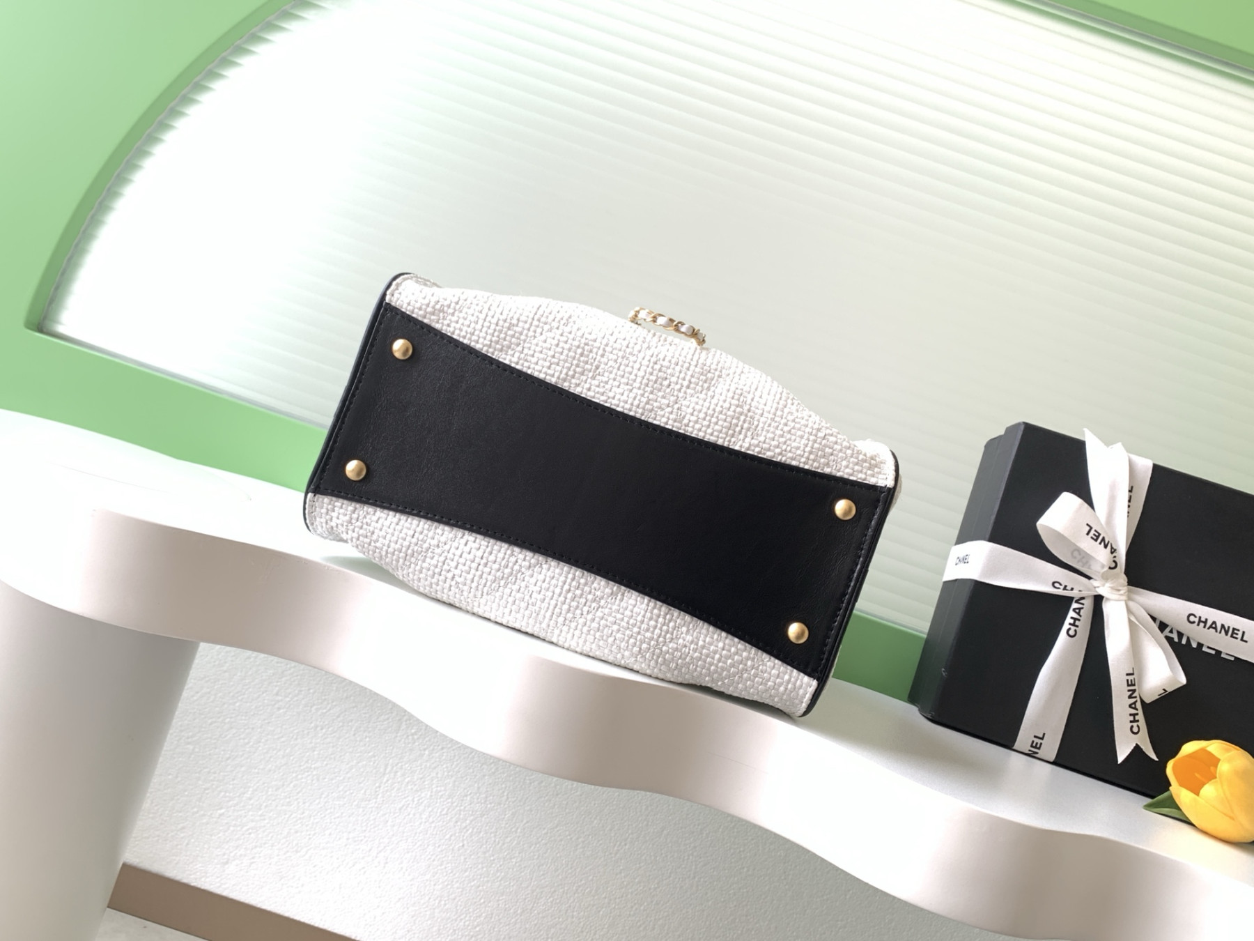 CHANEL Kleine Chanel 25 tas AS5631 30x26x14cm