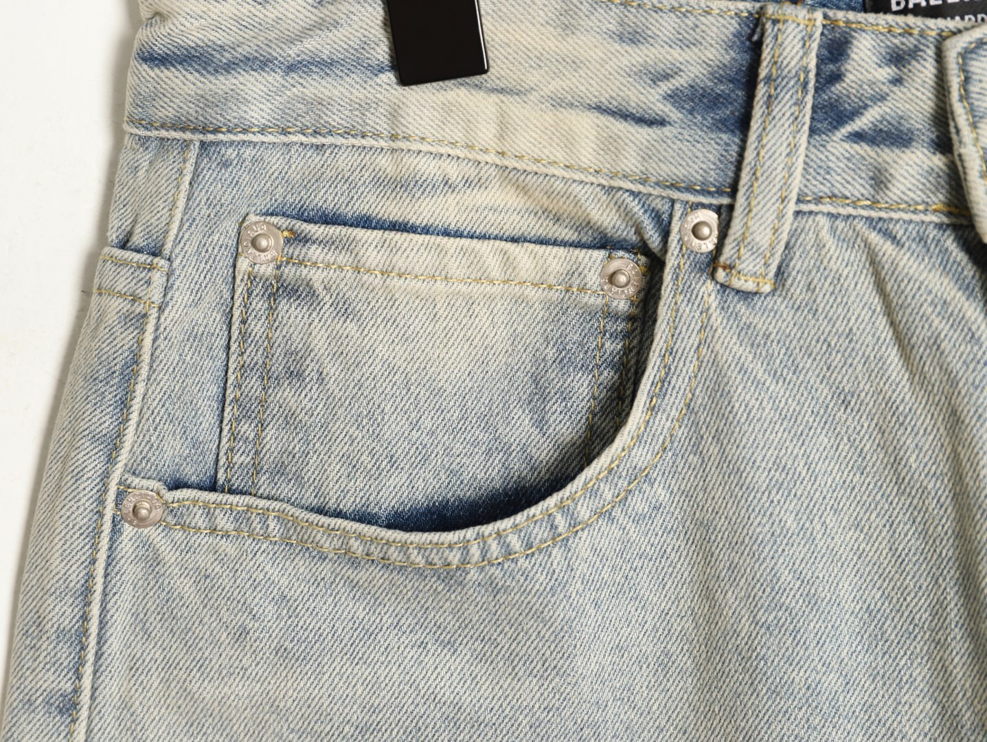 Ba1en*iaga Jeans