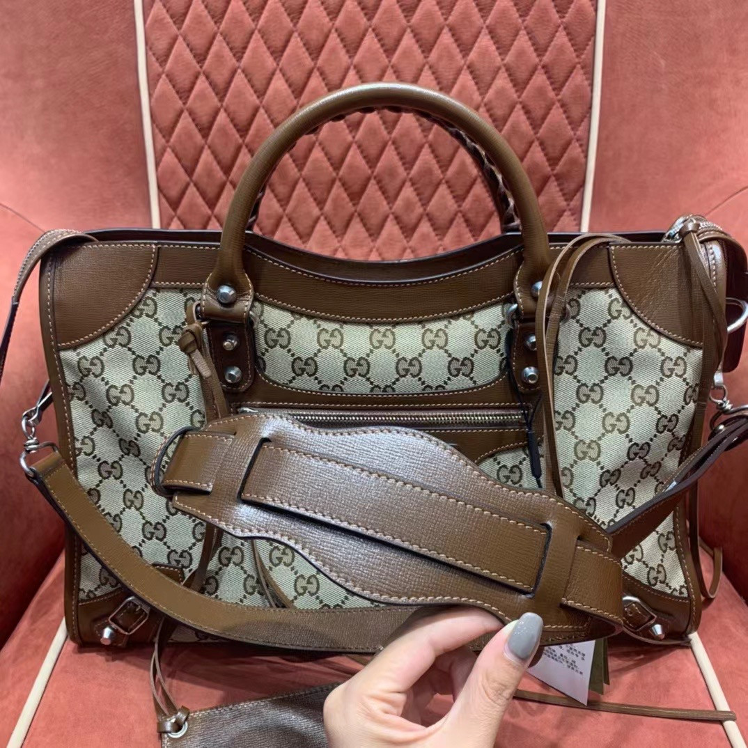 Gvc*1 The Hacker Project Neo Classic Medium Handbag