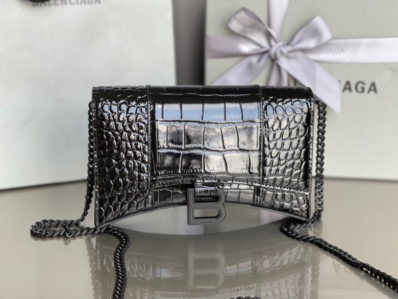 Ba1en*iaga WOMEN'S HOURGLASS WALLET ON CHAIN CROCODILE EMBOSSED IN BLACK WITH black matte hardware L7.6 x H4.7 x W1.9 inch