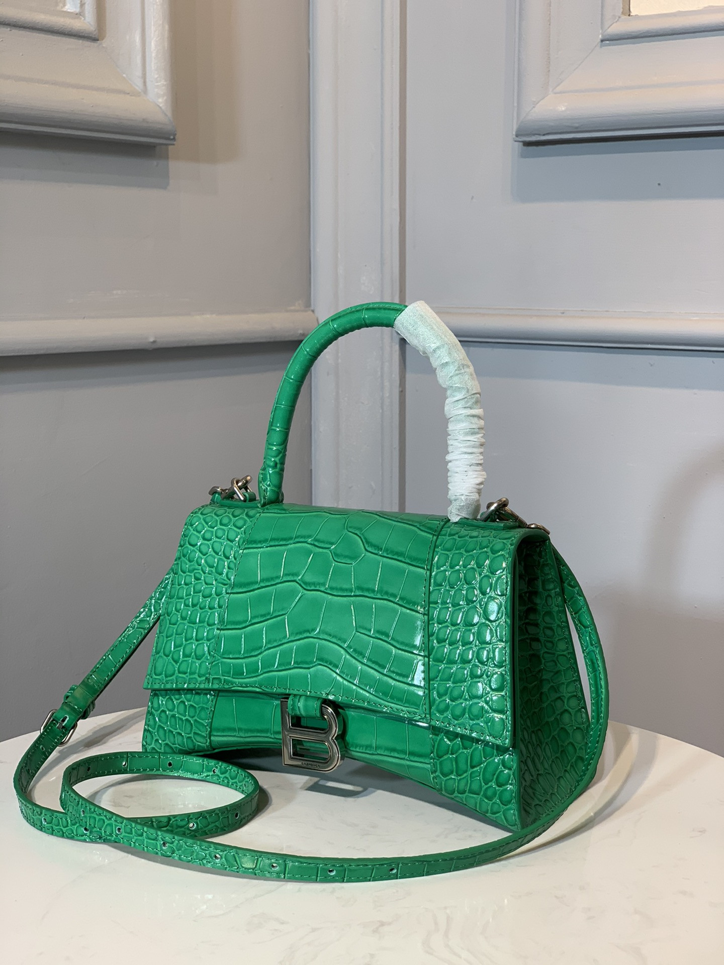 Ba1en*iaga WOMEN'S HOURGLASS SMALL HANDBAG CROCODILE EMBOSSED IN GREEN L9 x H5.5 x W3.9 inch