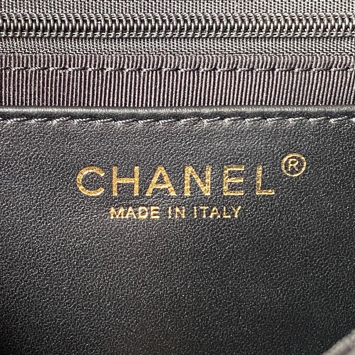Ch**el MINI FLAP BAG BLACK 5.3 × 6.6 × 3.1 in