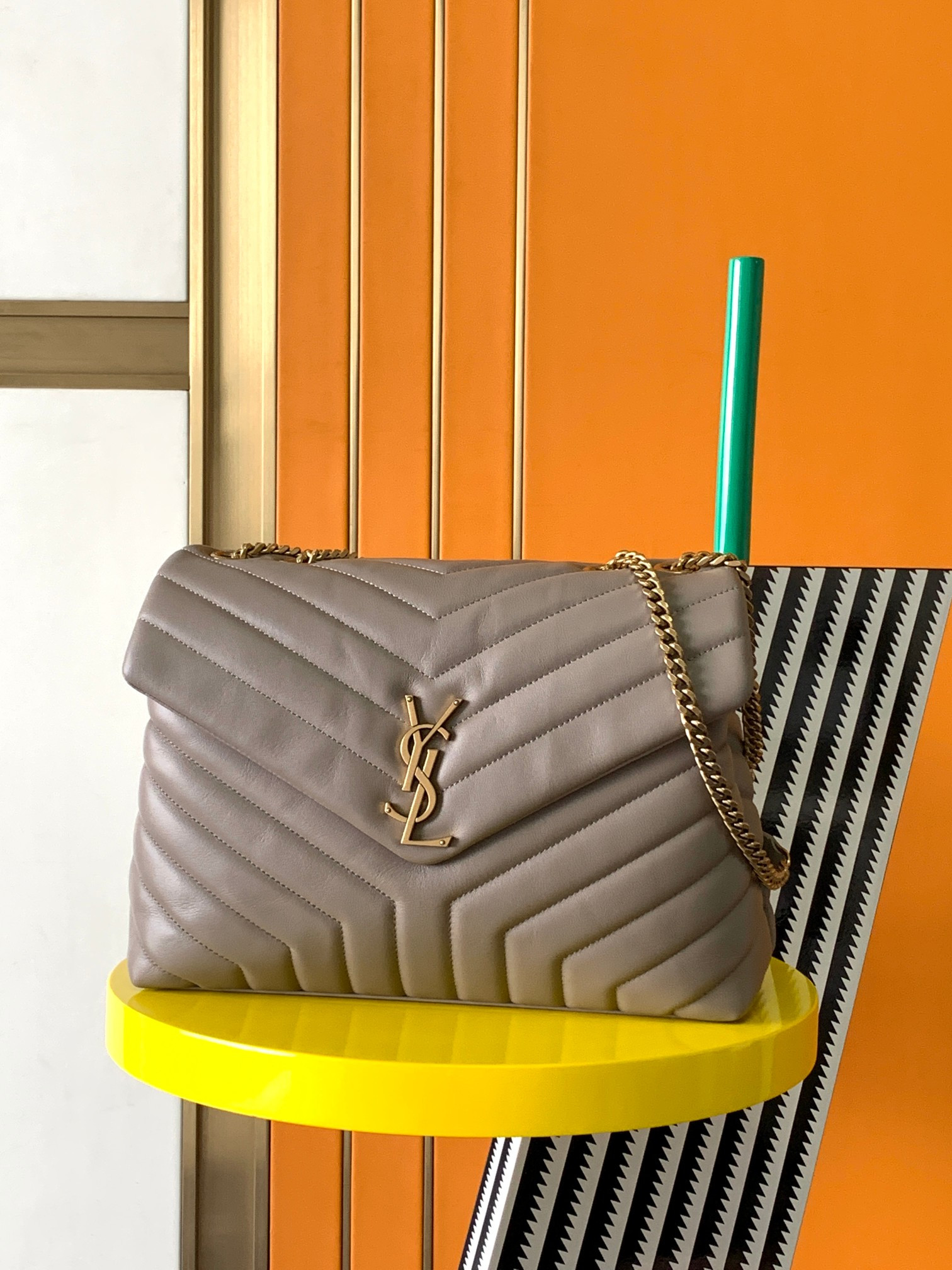 Y51 LOULOU MEDIUM IN QUILTED LEATHER GRAY 12.5 X 8.6 X 3.5 INCHES