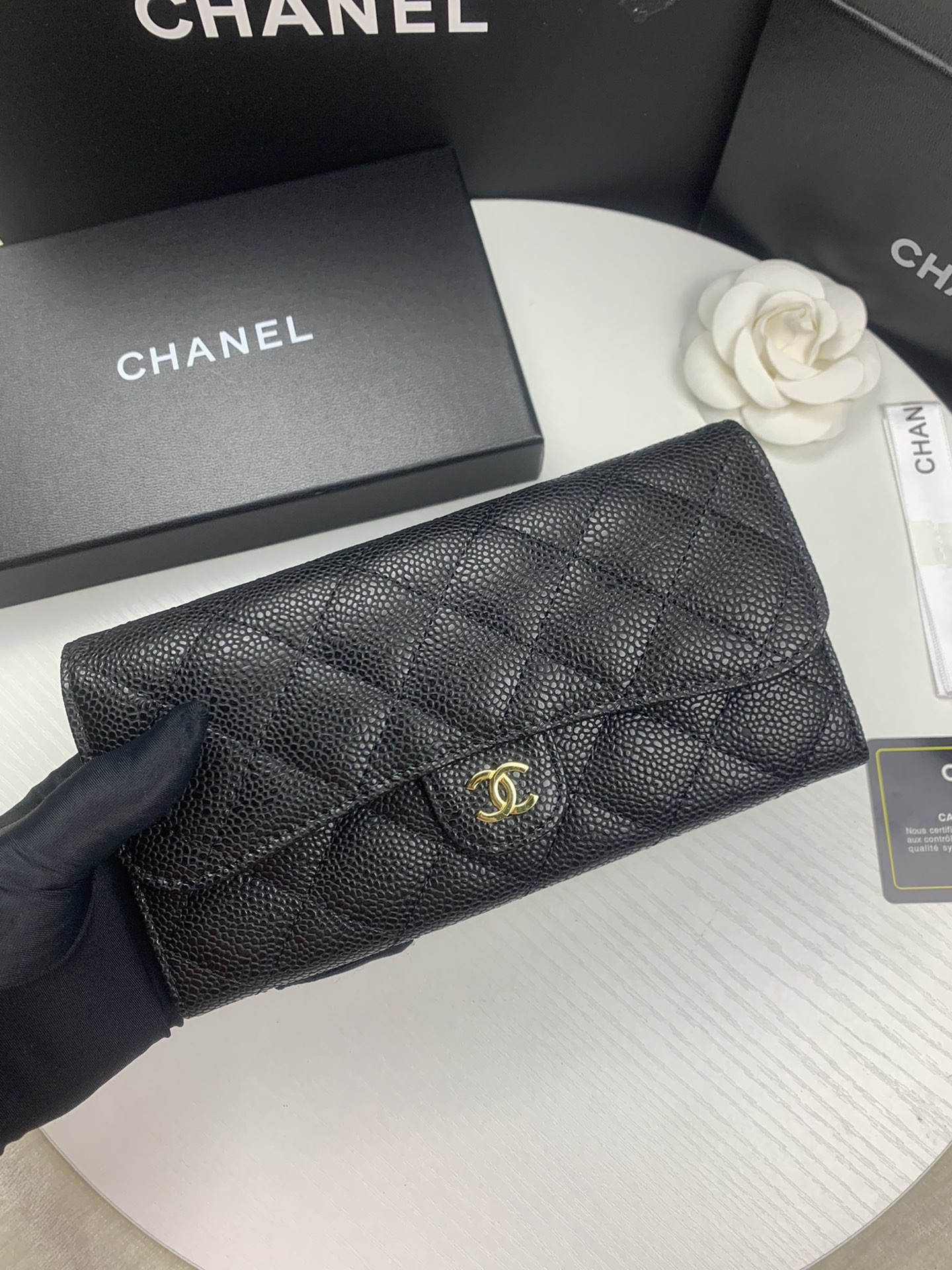 Ch**el FLAP WALLET GRAINED LEATHER BLACK GOLD 19.5 x10 cm