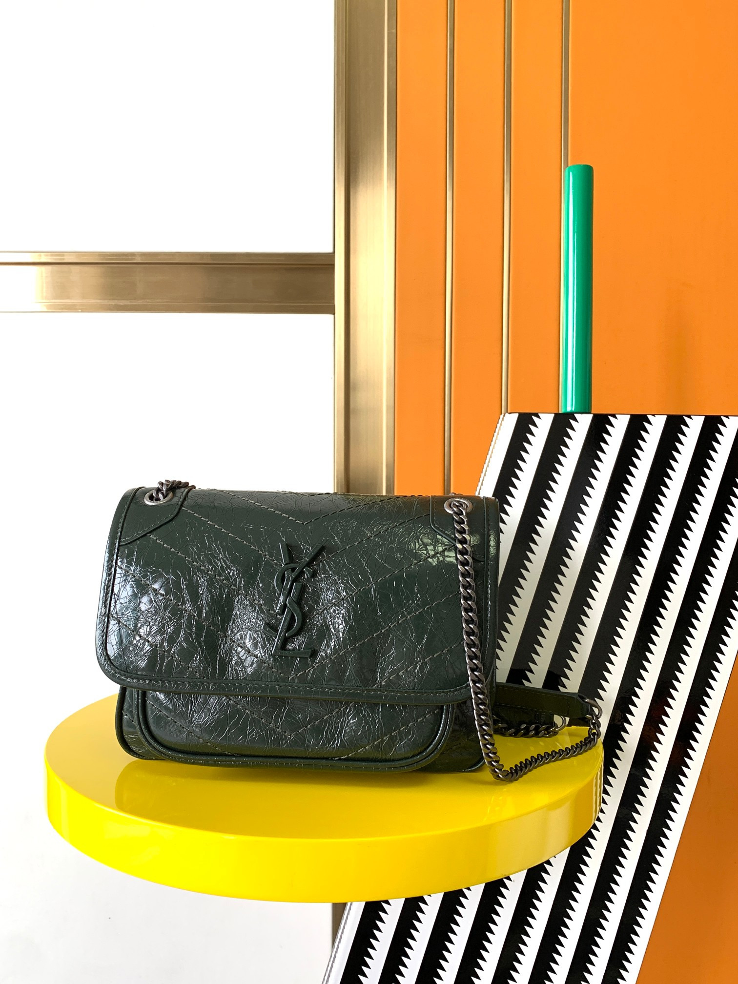 Y51 NIKI BABY IN VINTAGE LEATHER DARK GREEN 8.2 X 6 X 2.9 INCHES