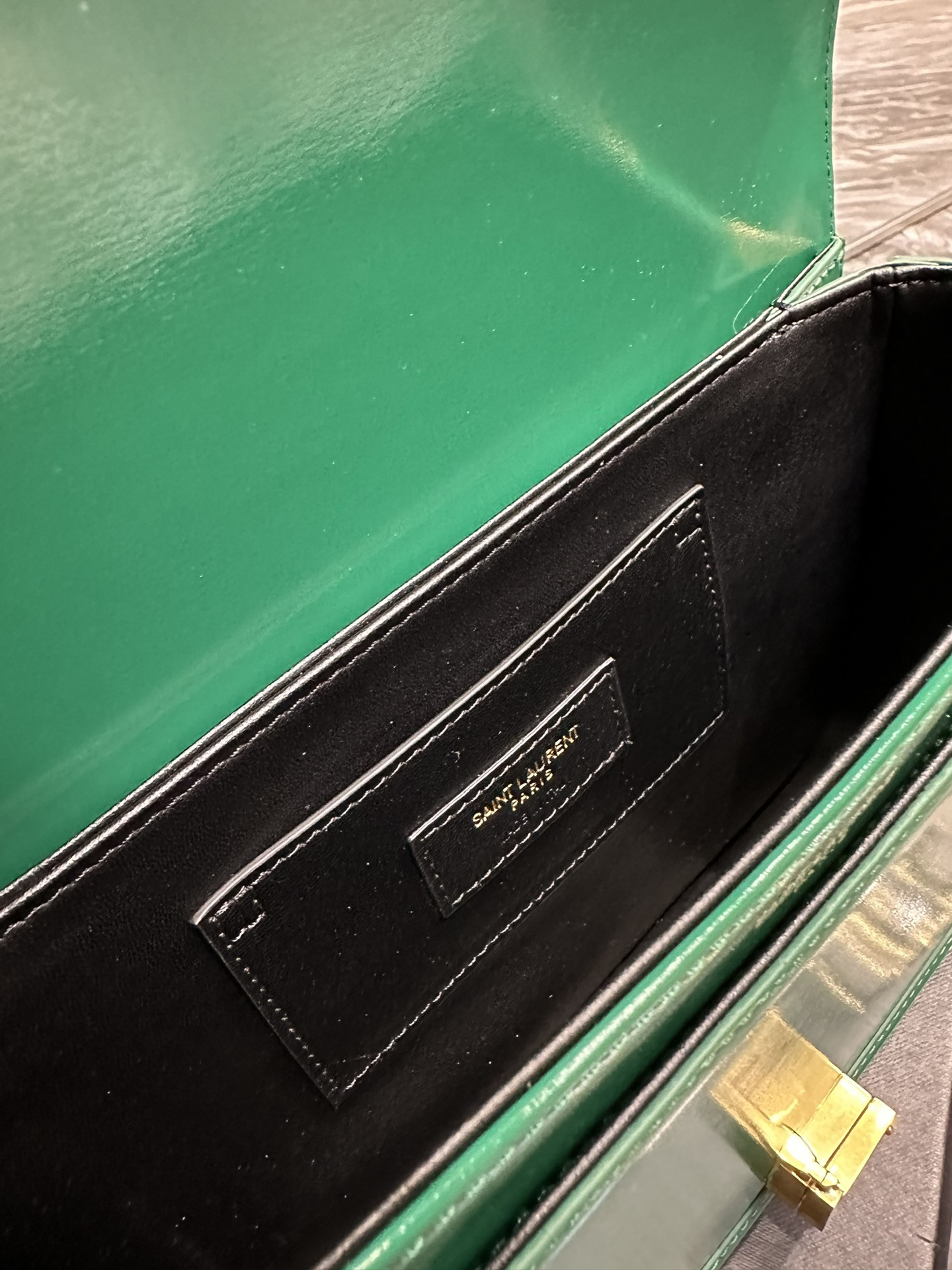 Y51 SOLFERINO MEDIUM SATCHEL IN BOX Sa1nt Lau*nt GREEN 9.1 X 6.3 X 2.4 INCHES