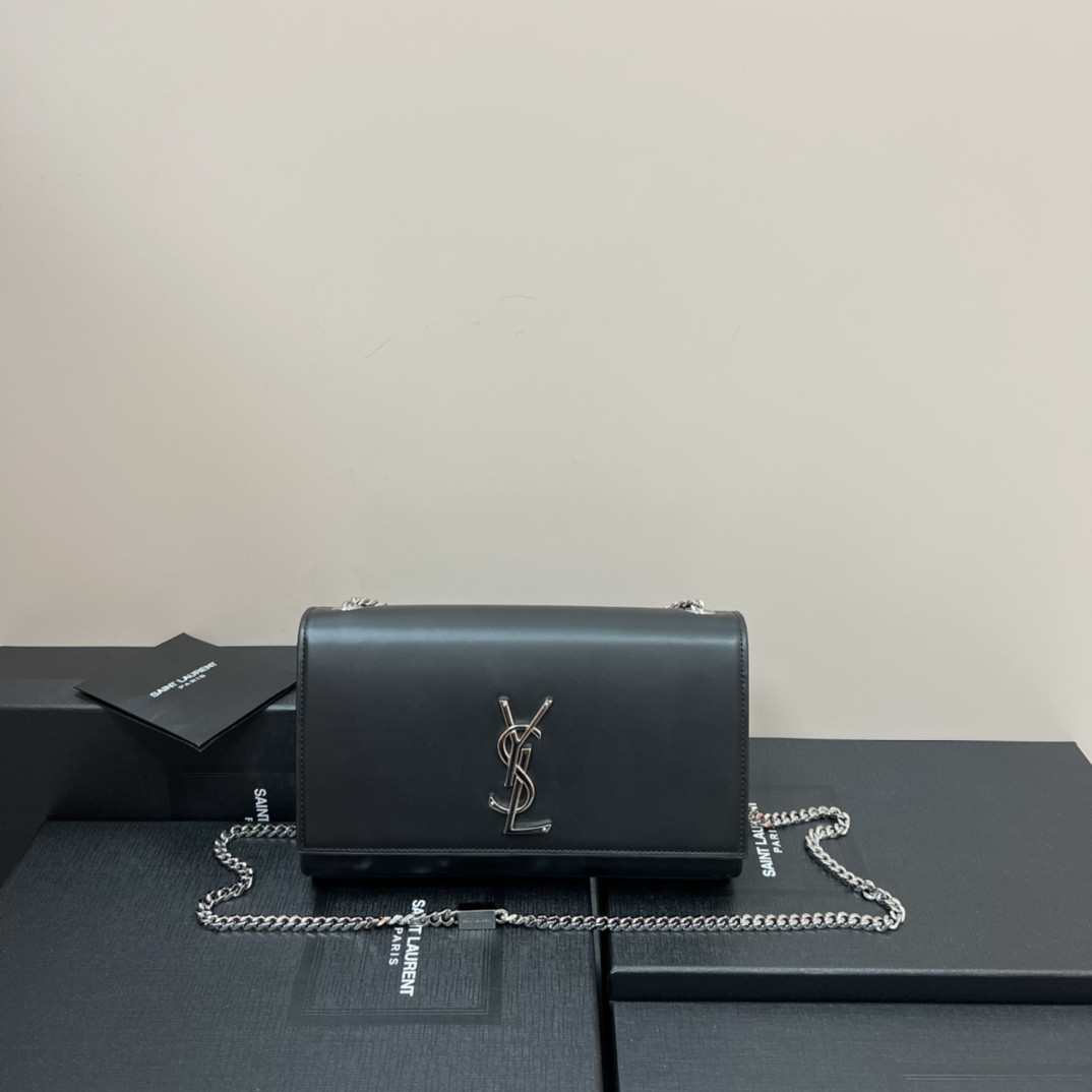 Y51 KATE MEDIUM IN SMOOTH LEATHER BLACK SILVER 9.4 X 5.7 X 2.1 INCHES