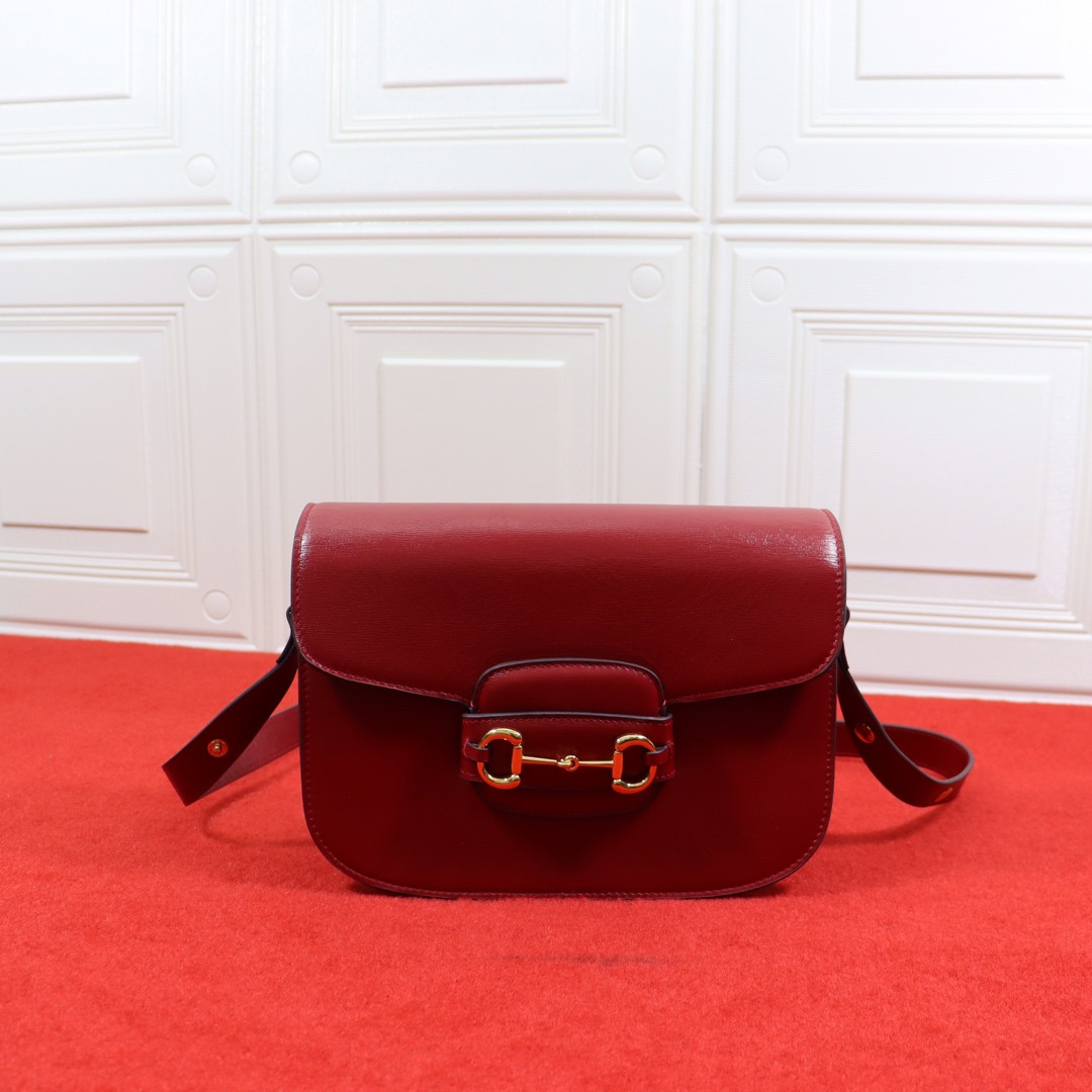 Gvc*1 HORSEBIT 1955 SHOULDER BAG RED 9.8"W x 7"H x 3.1"D