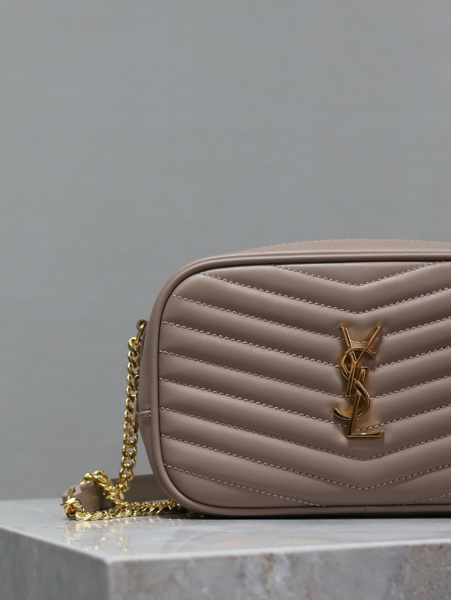 Y51 MINI LOU IN QUILTED LEATHER 7.5 X 4.1 X 2 INCHES