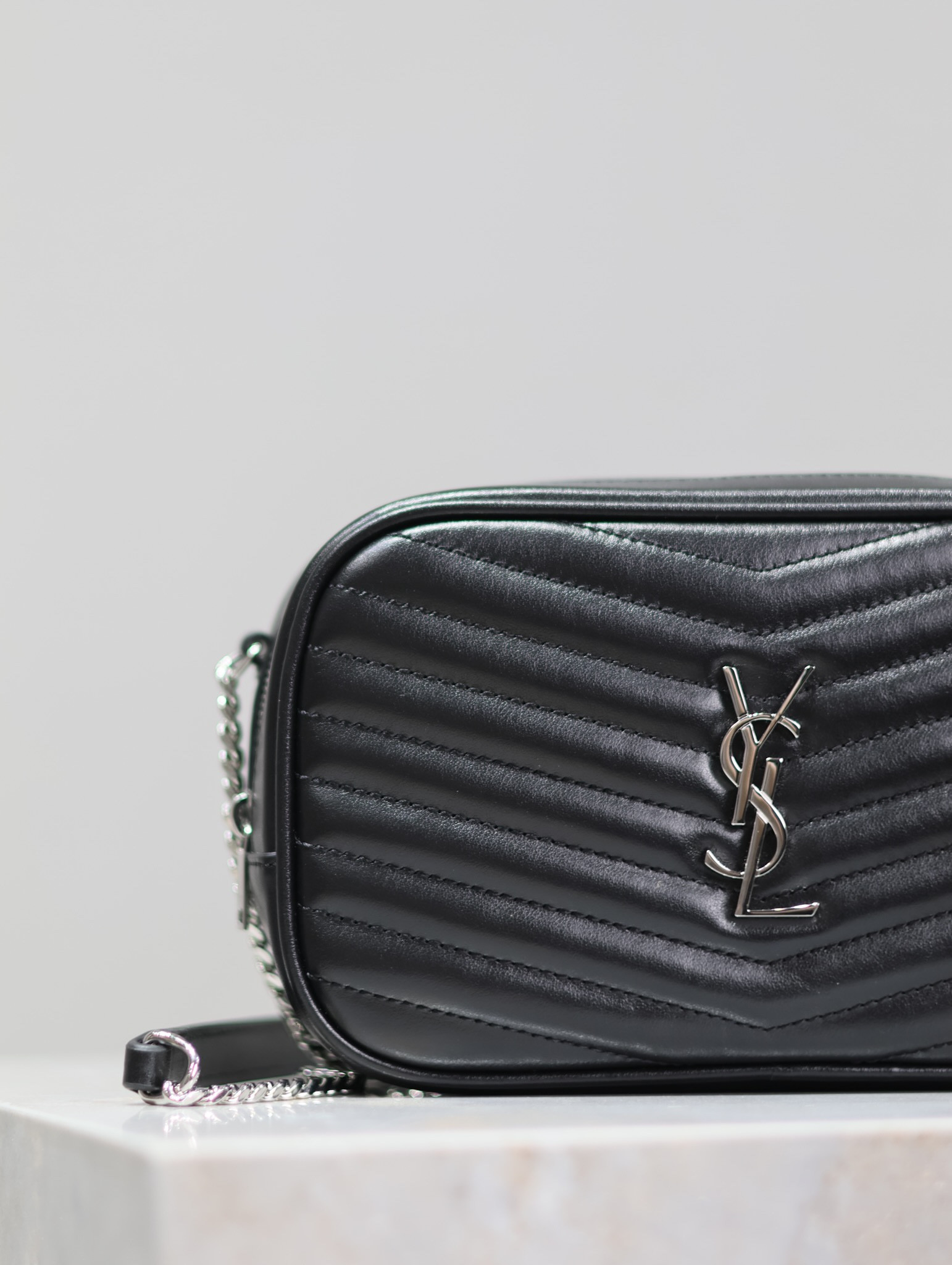 Y51 MINI LOU IN QUILTED LEATHER 7.5 X 4.1 X 2 INCHES