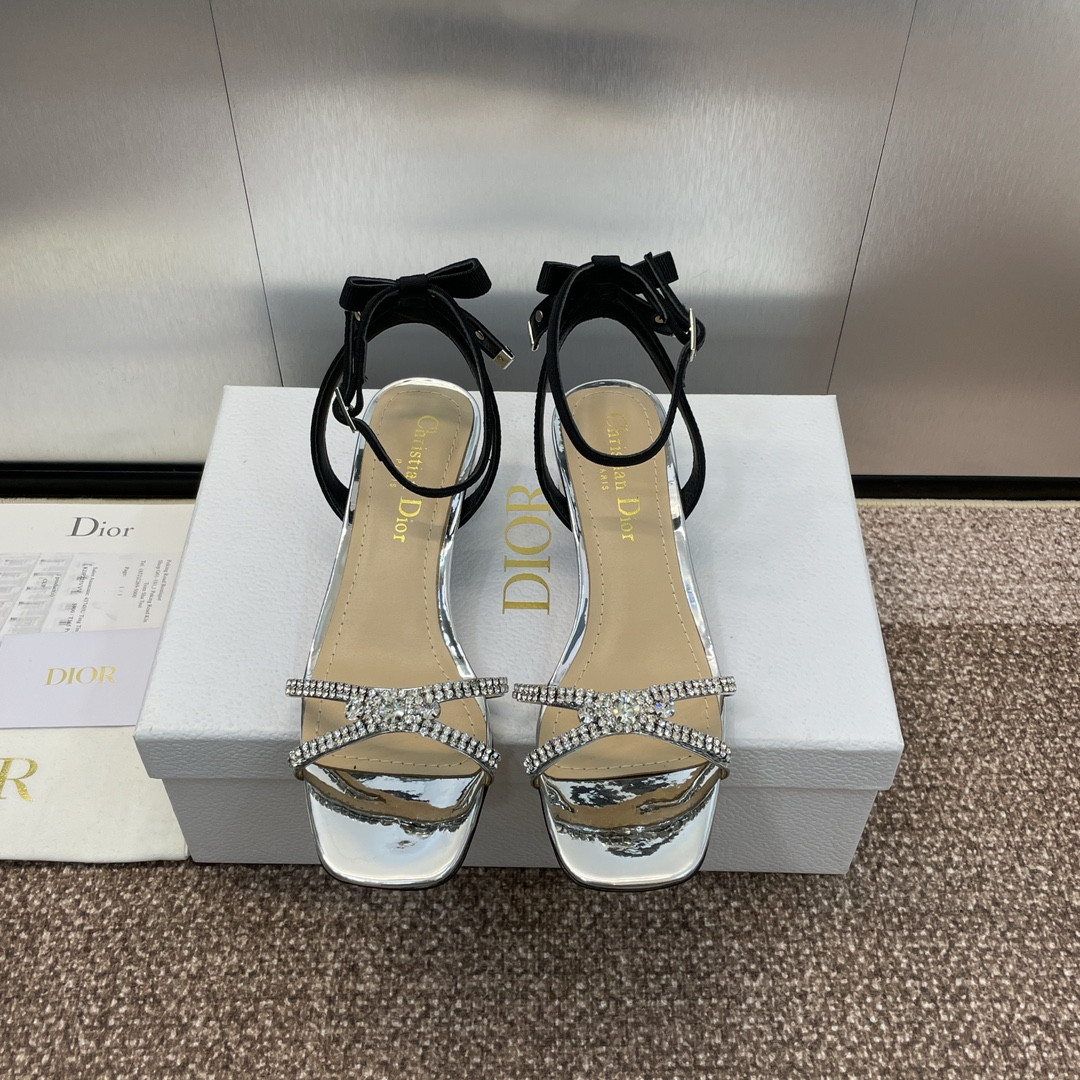 UA D10r Or D10r Sunset Heeled Sandal mid heeled