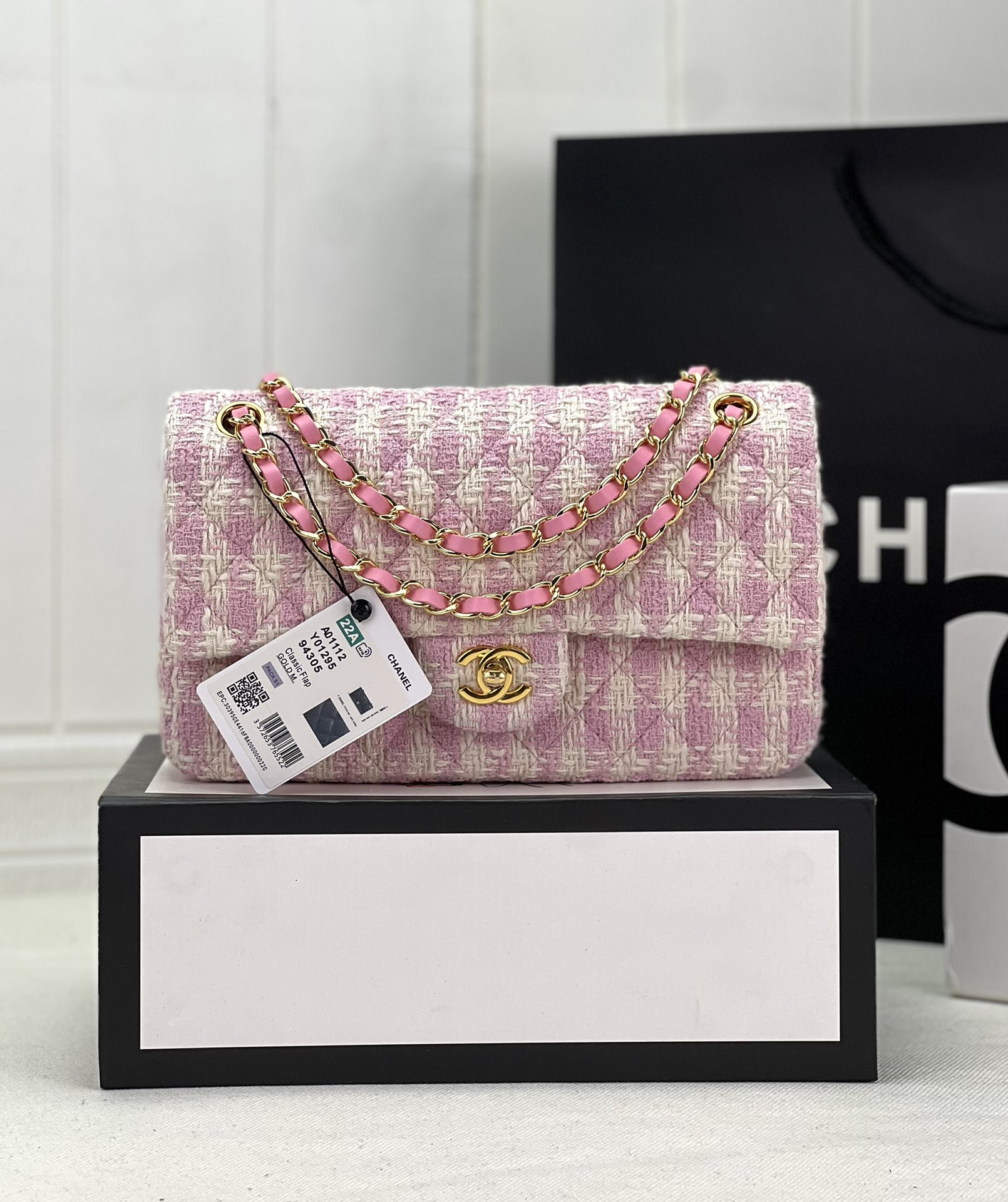 CHANEL CLASSIC 11.12 HANDBAG Tweed & Gold-Tone Metal 6 × 9.9 × 2.5 in