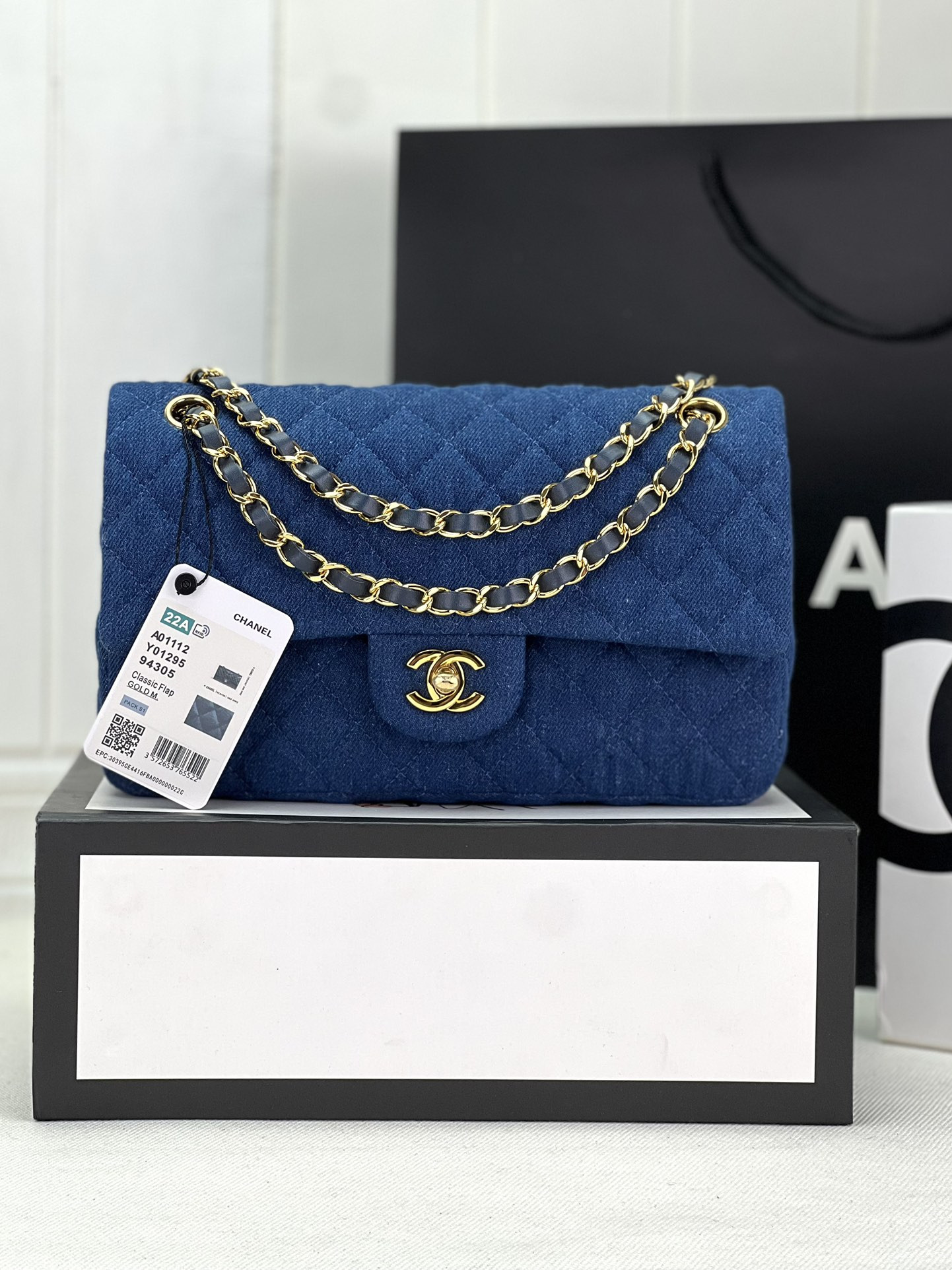 CHANEL CLASSIC 11.12 HANDBAG Tweed & Gold-Tone Metal 6 × 9.9 × 2.5 in