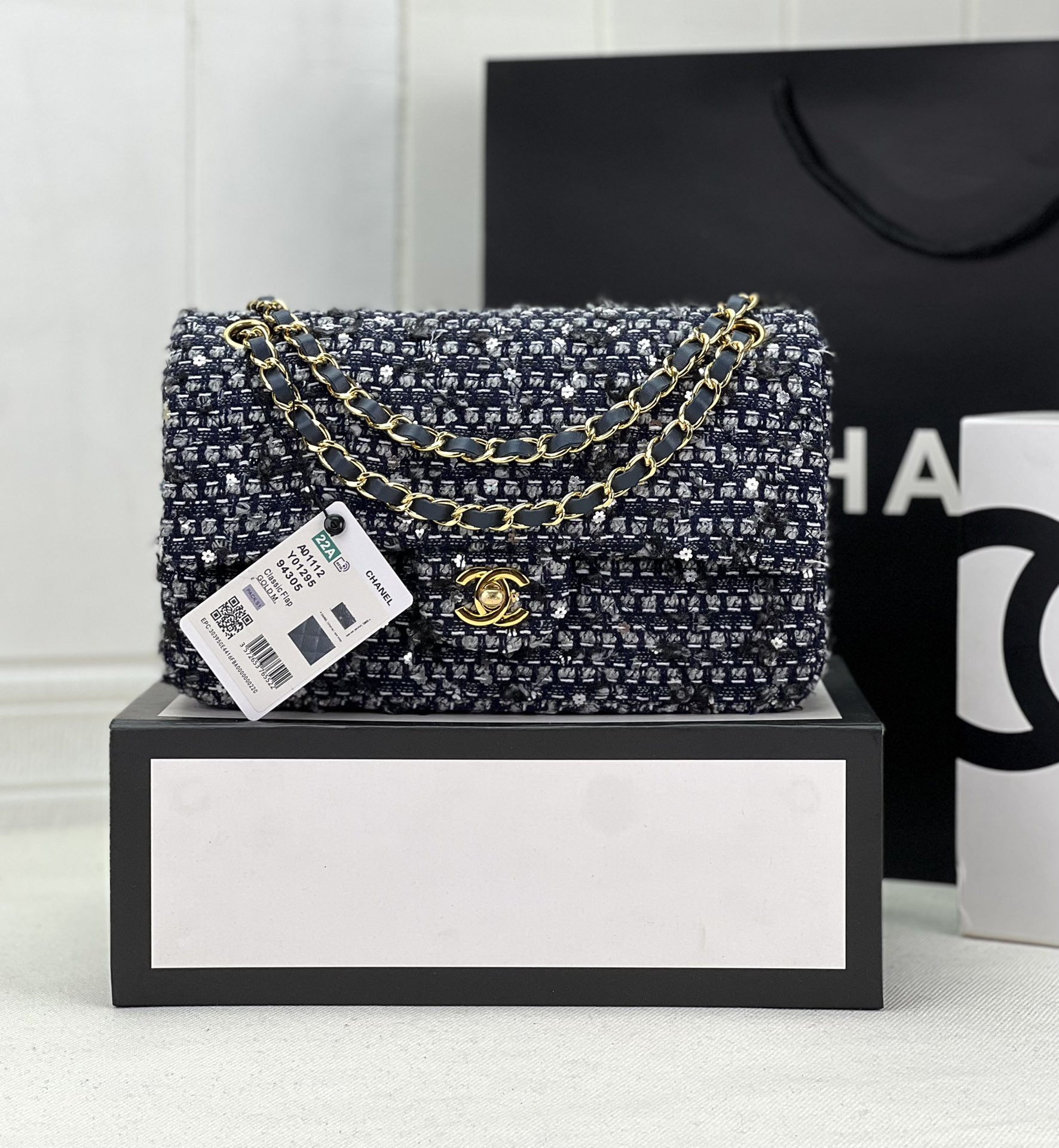 CHANEL CLASSIC 11.12 HANDBAG Tweed & Gold-Tone Metal 6 × 9.9 × 2.5 in