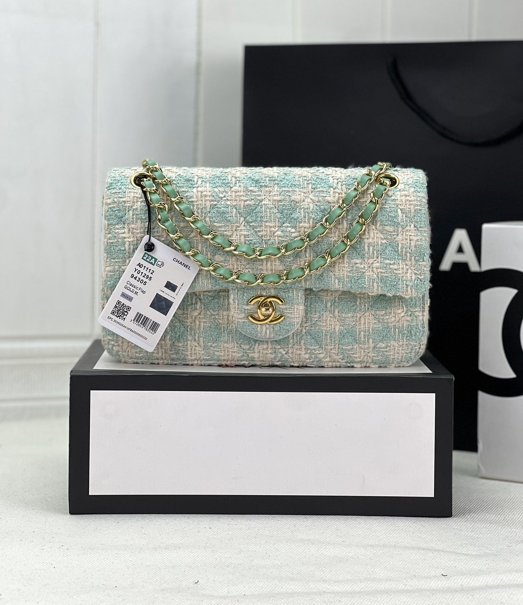 CHANEL CLASSIC 11.12 HANDBAG Tweed & Gold-Tone Metal 6 × 9.9 × 2.5 in