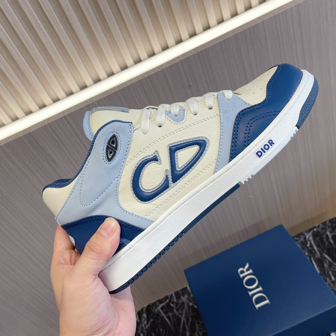 UA D10r B57 Mid-Top Sneaker