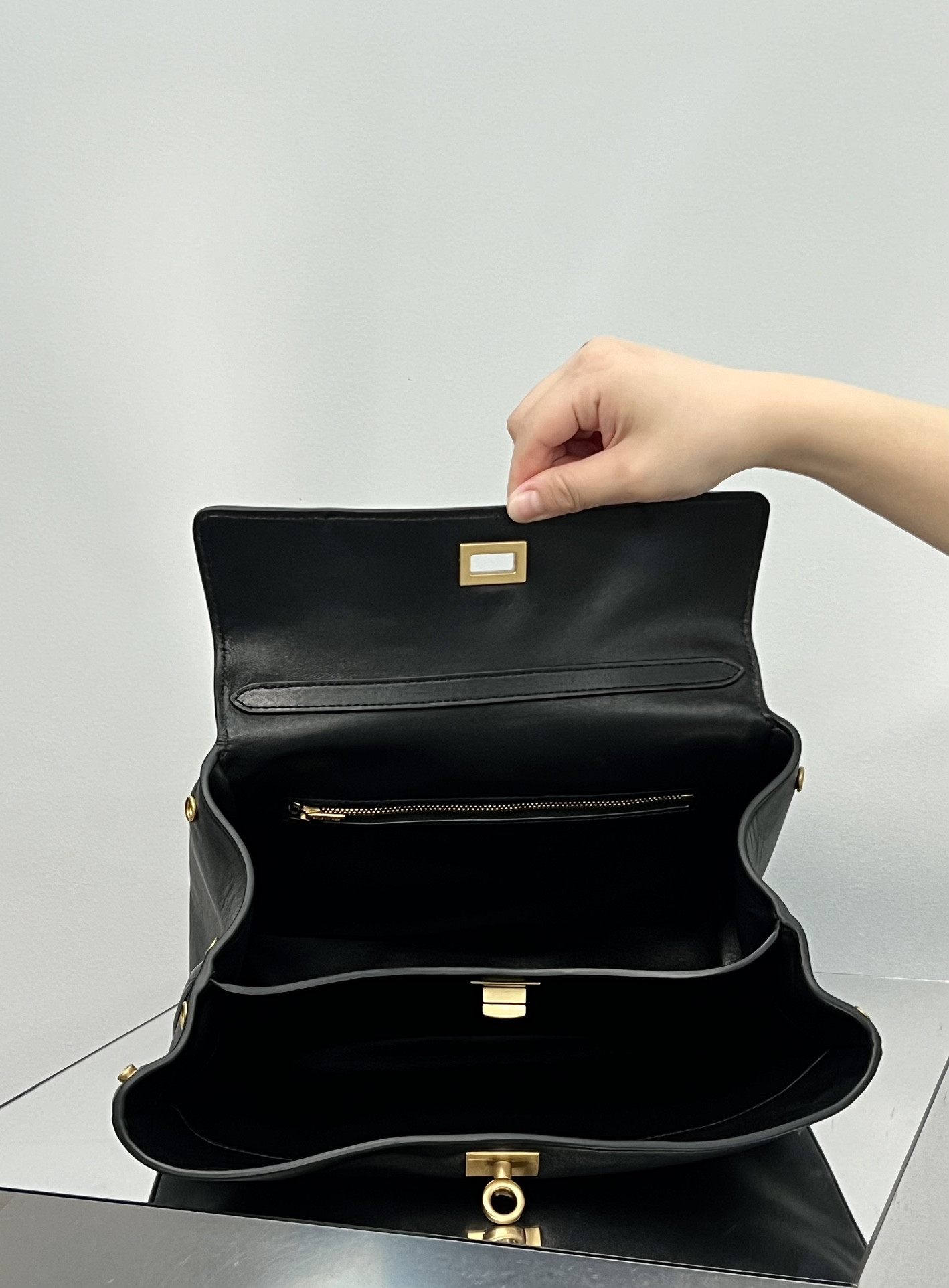 Ba1en*iaga Rodeo Small 28.9x20x9.9cm