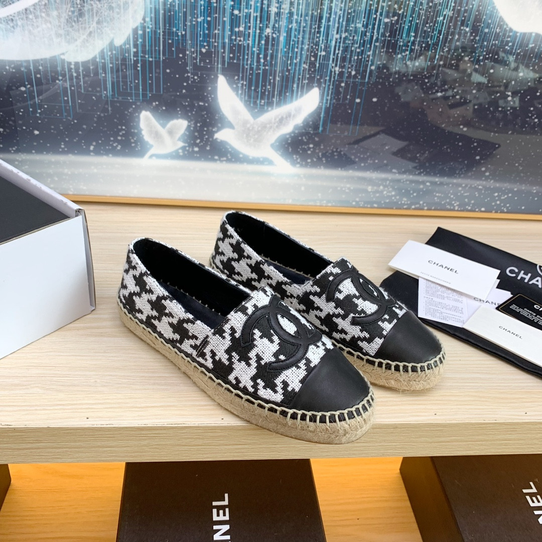 UA Ch**el ESPADRILLES