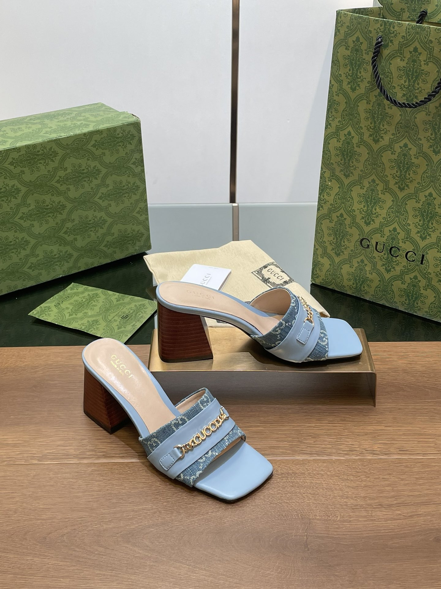 UA Gvc*1 SIGNORIA SLIDE SANDAL