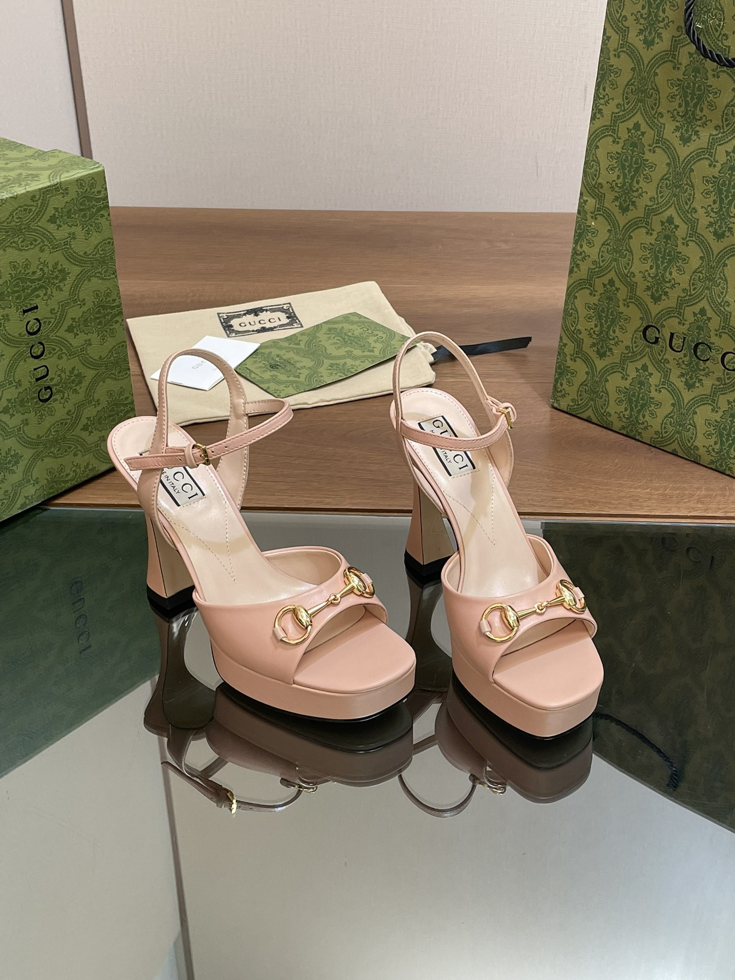 UA Gvc*1 WOMEN