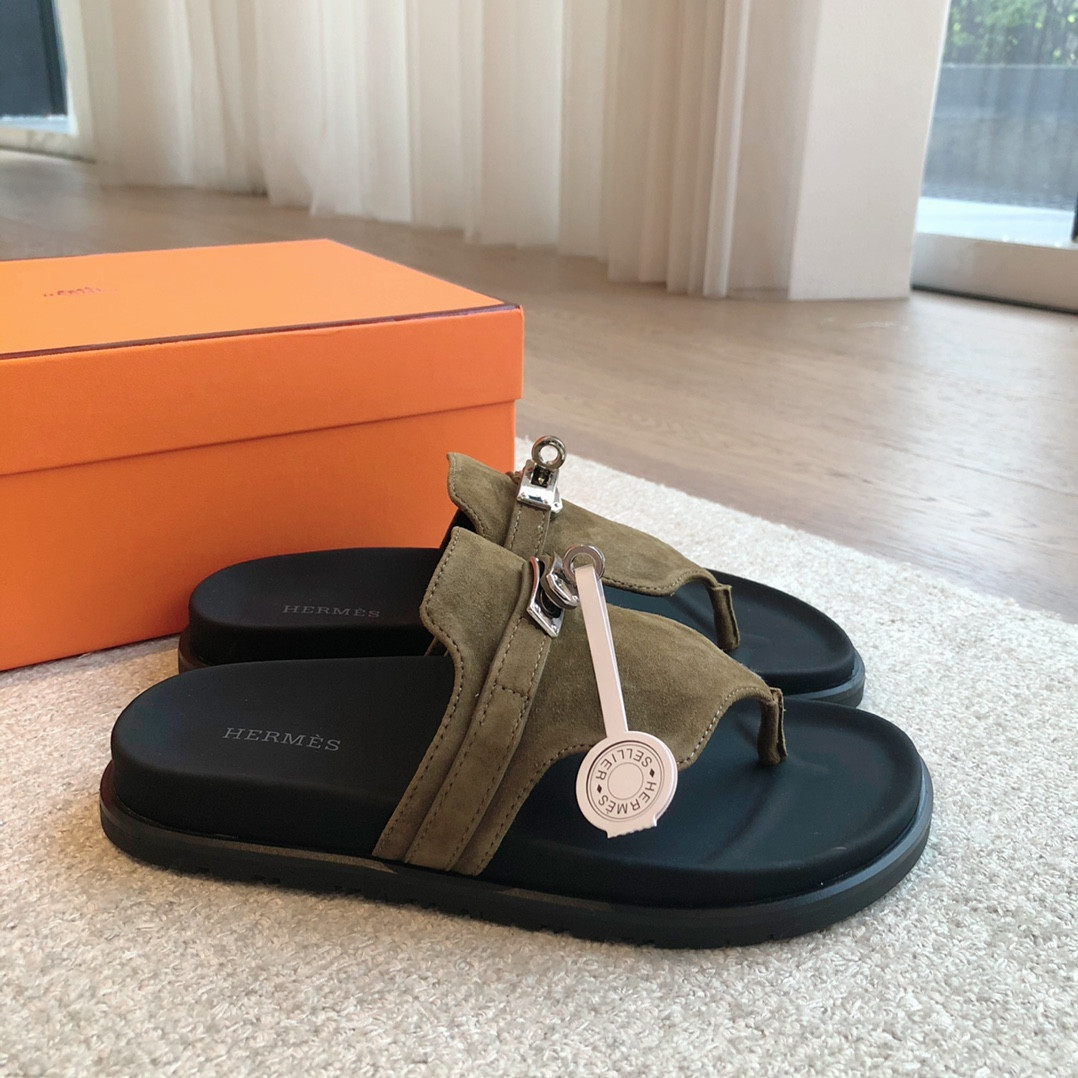 UA H**me5 Empire Sandal